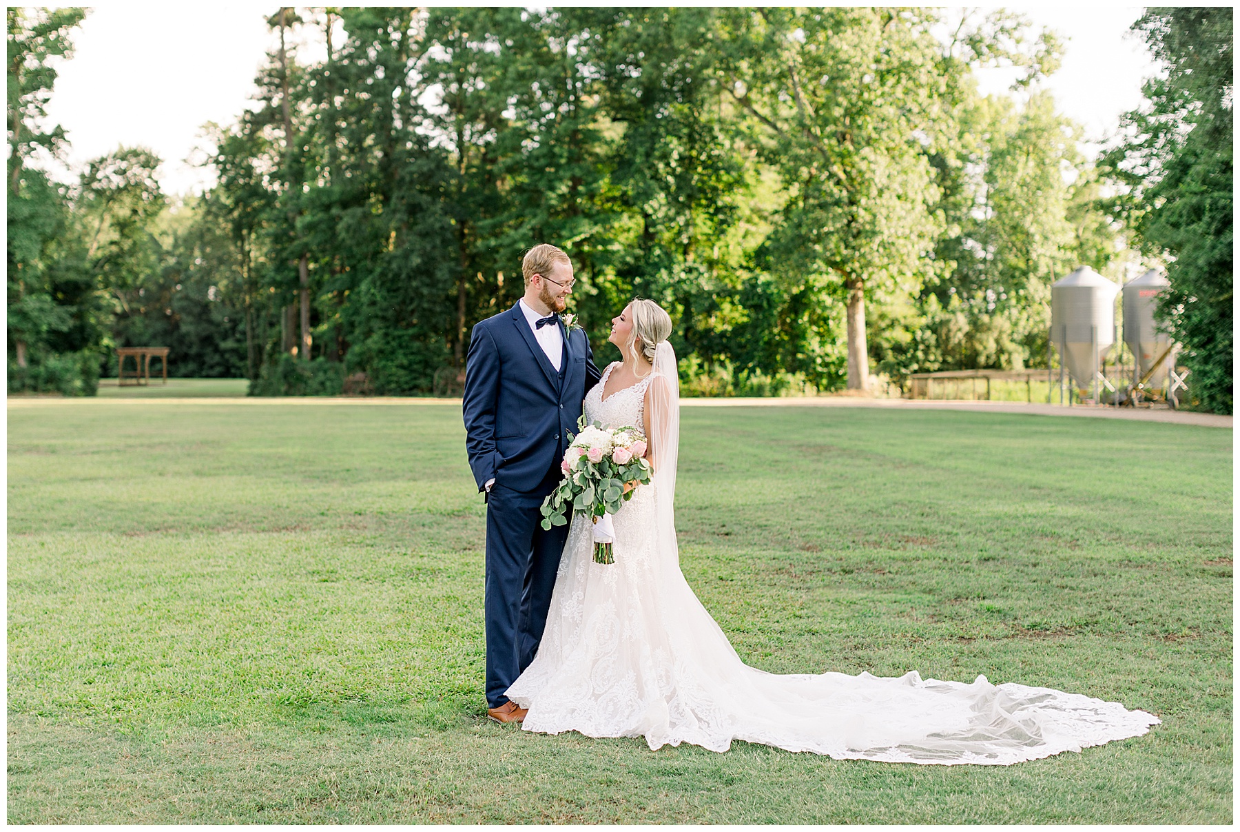 The Barn at Broadslab wedding day - tiffany l johnson photography_0097