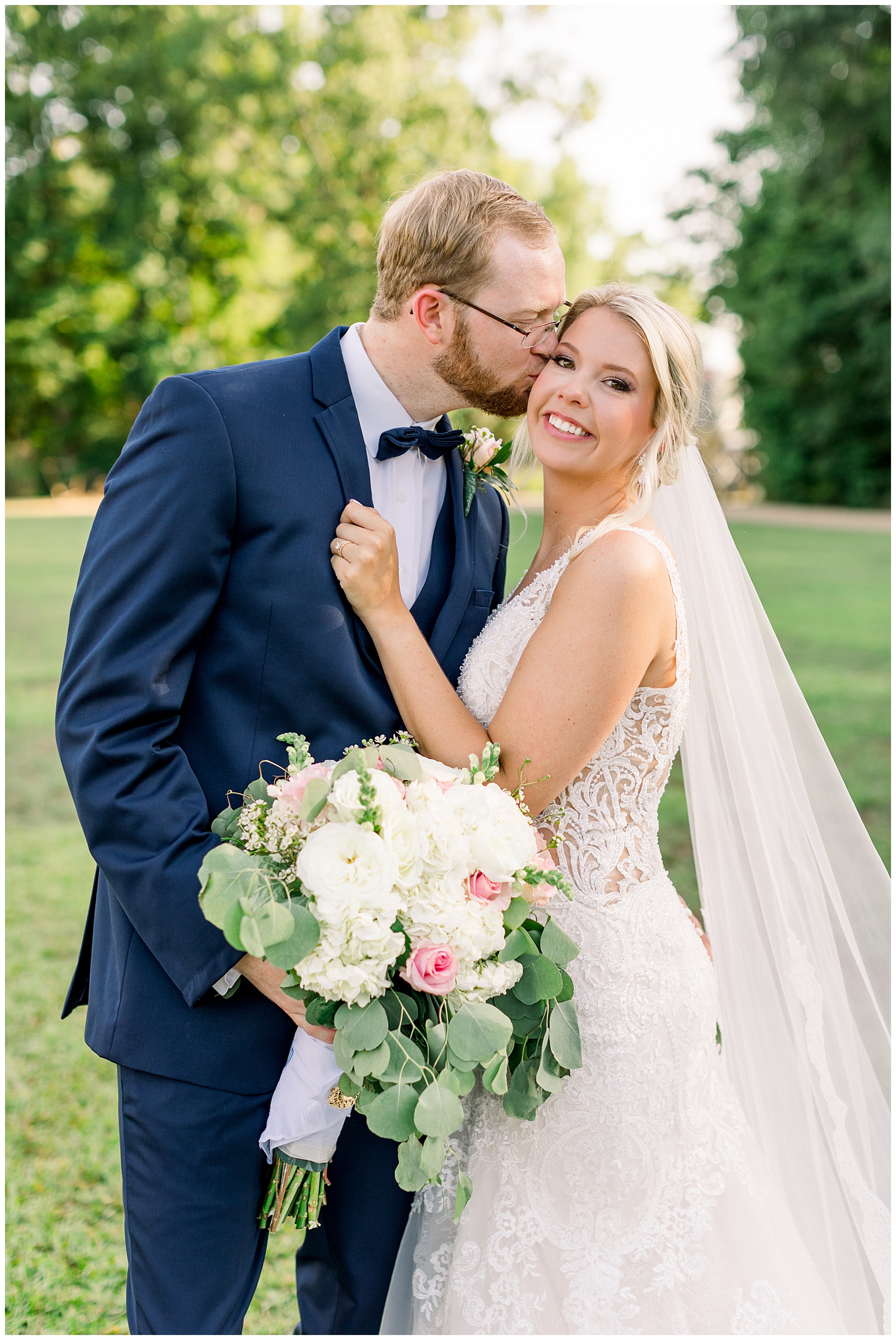 The Barn at Broadslab wedding day - tiffany l johnson photography_0105