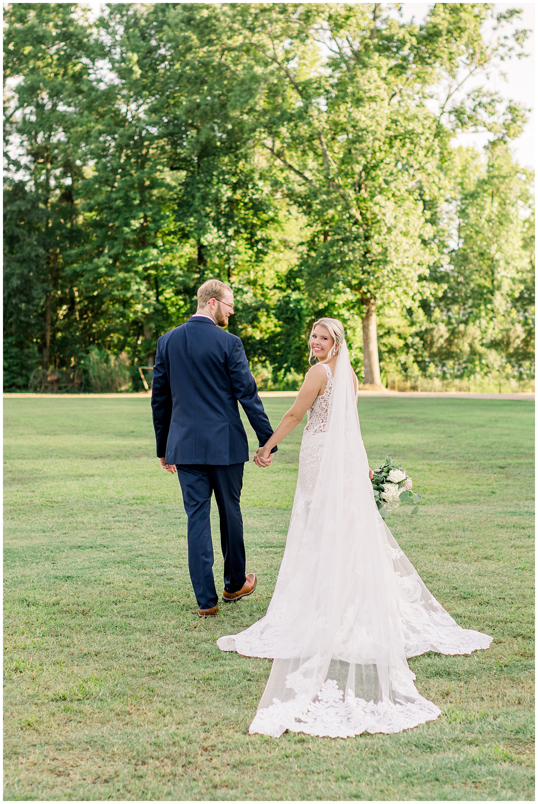 The Barn at Broadslab wedding day - tiffany l johnson photography_0111