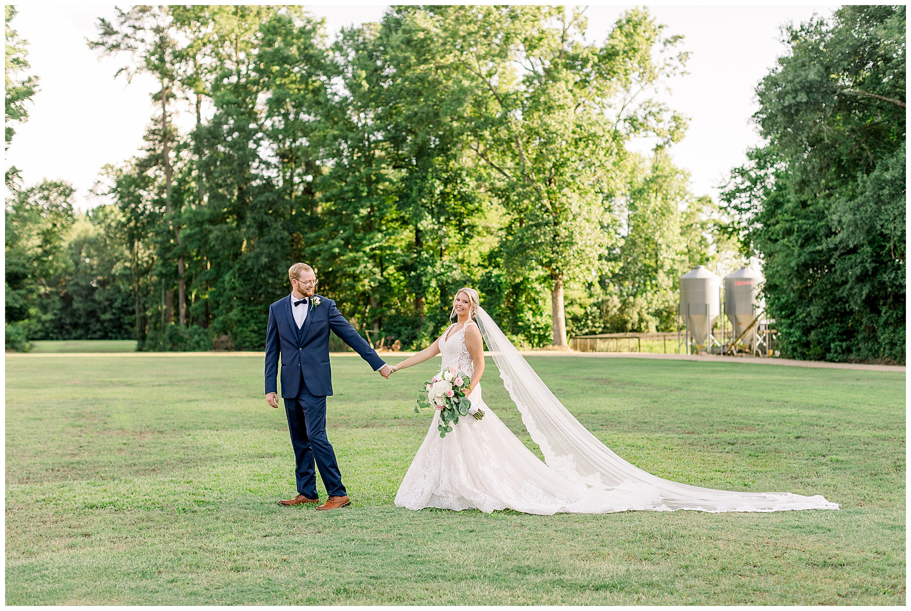 The Barn at Broadslab wedding day - tiffany l johnson photography_0113