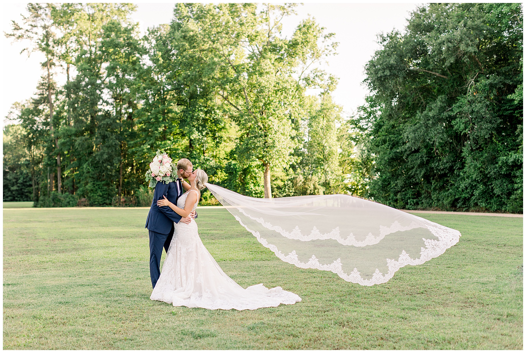 The Barn at Broadslab wedding day - tiffany l johnson photography_0121