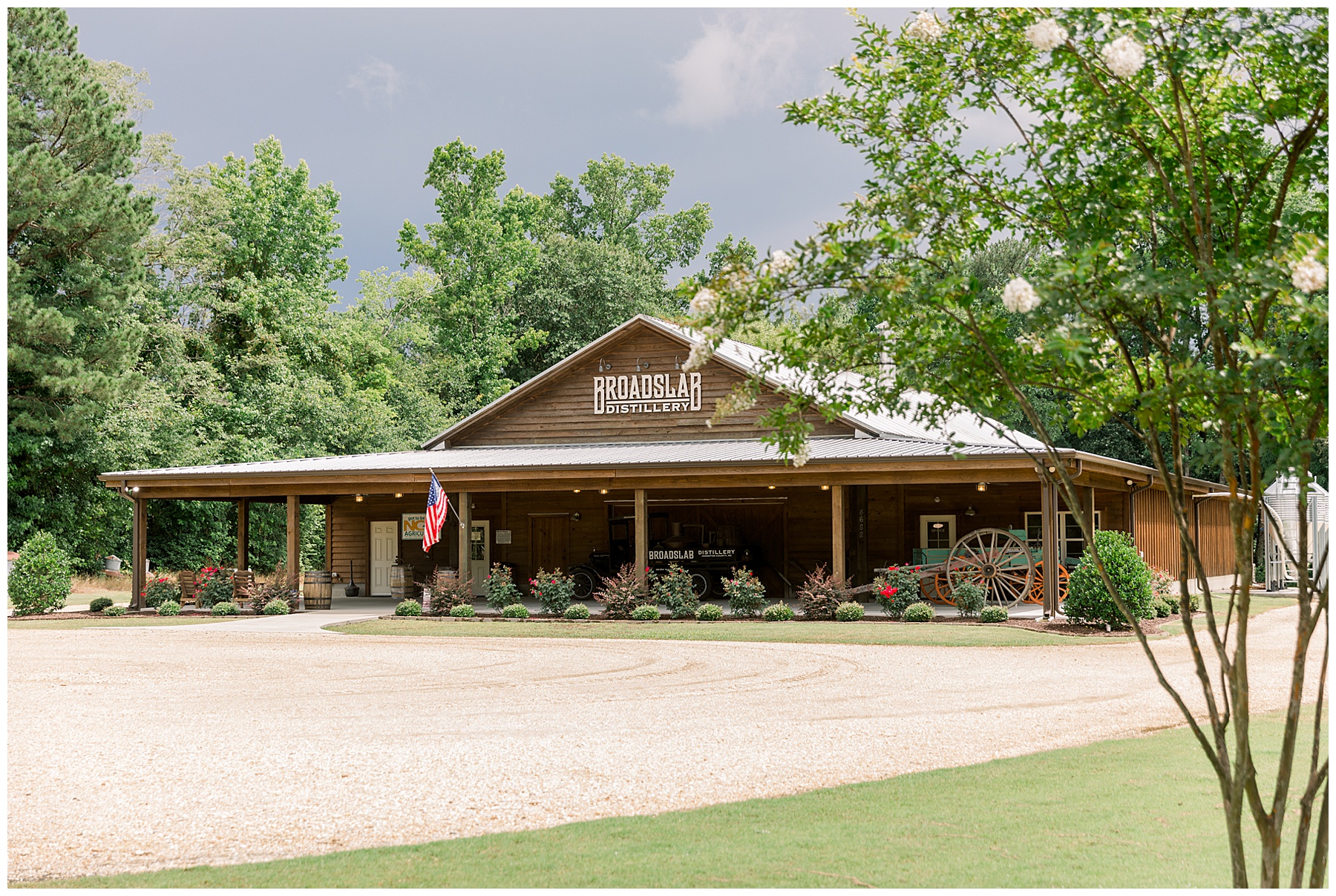 The Barn at Broadslab wedding day - tiffany l johnson photography_0132