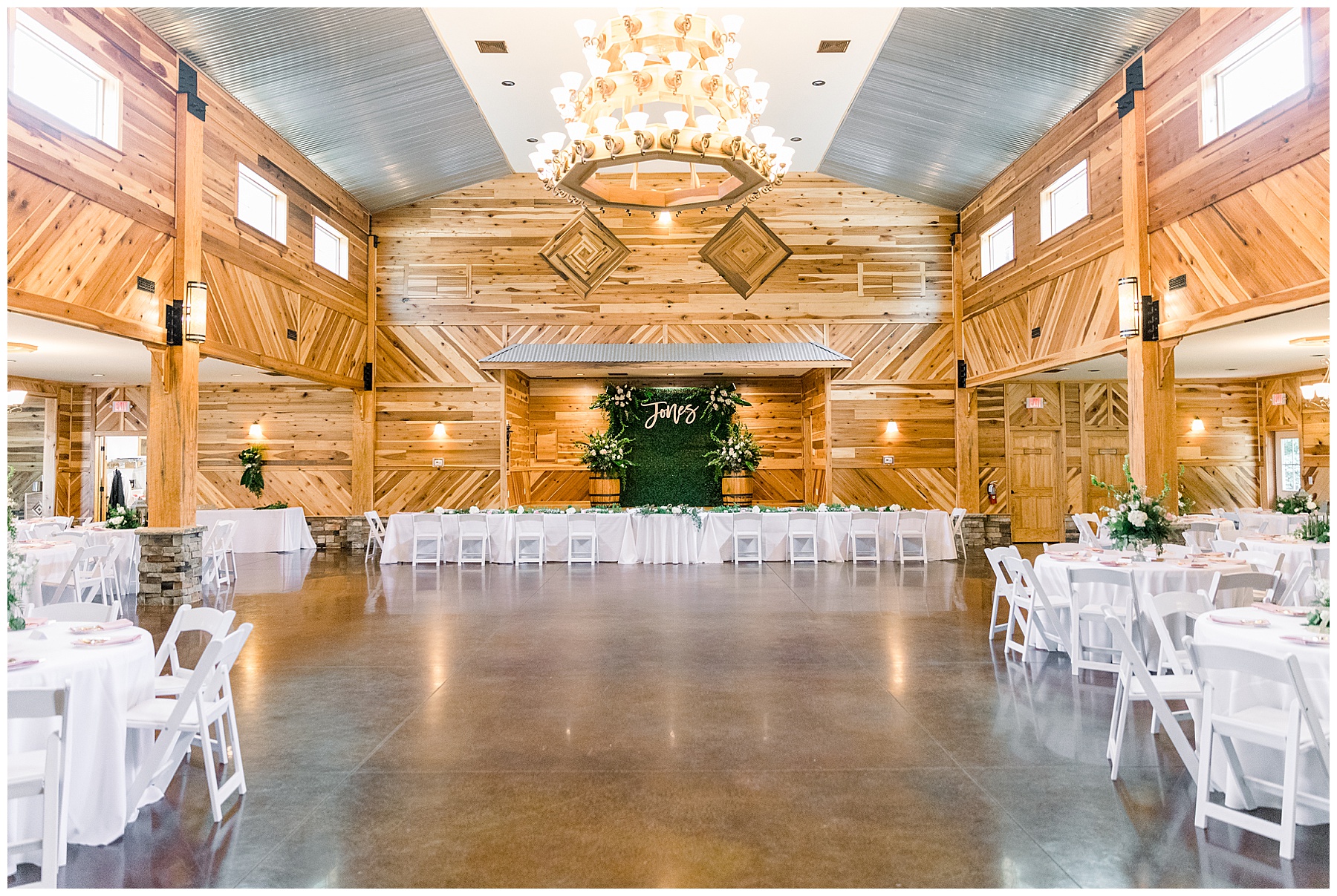 The Barn at Broadslab wedding day - tiffany l johnson photography_0136