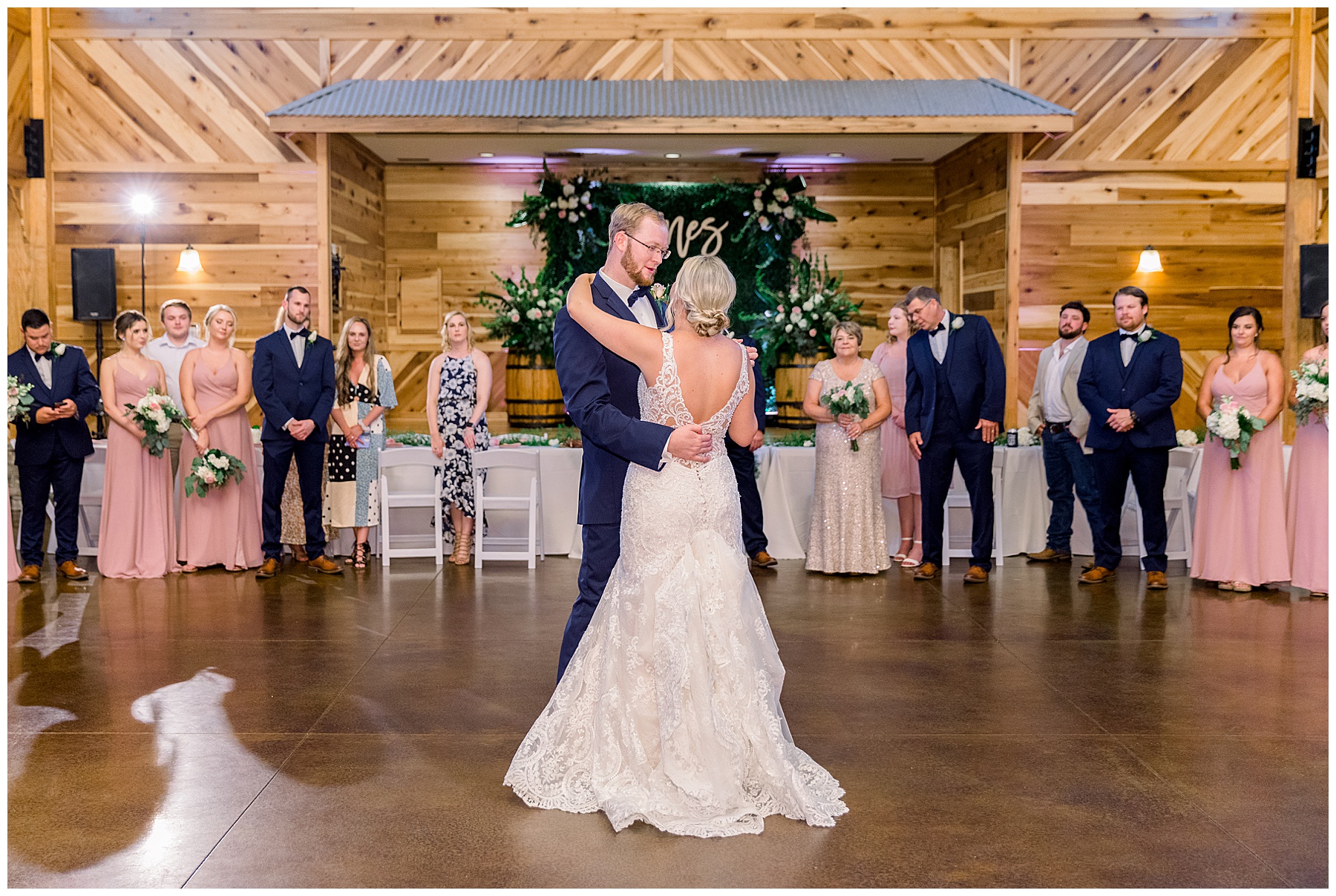 The Barn at Broadslab wedding day - tiffany l johnson photography_0152