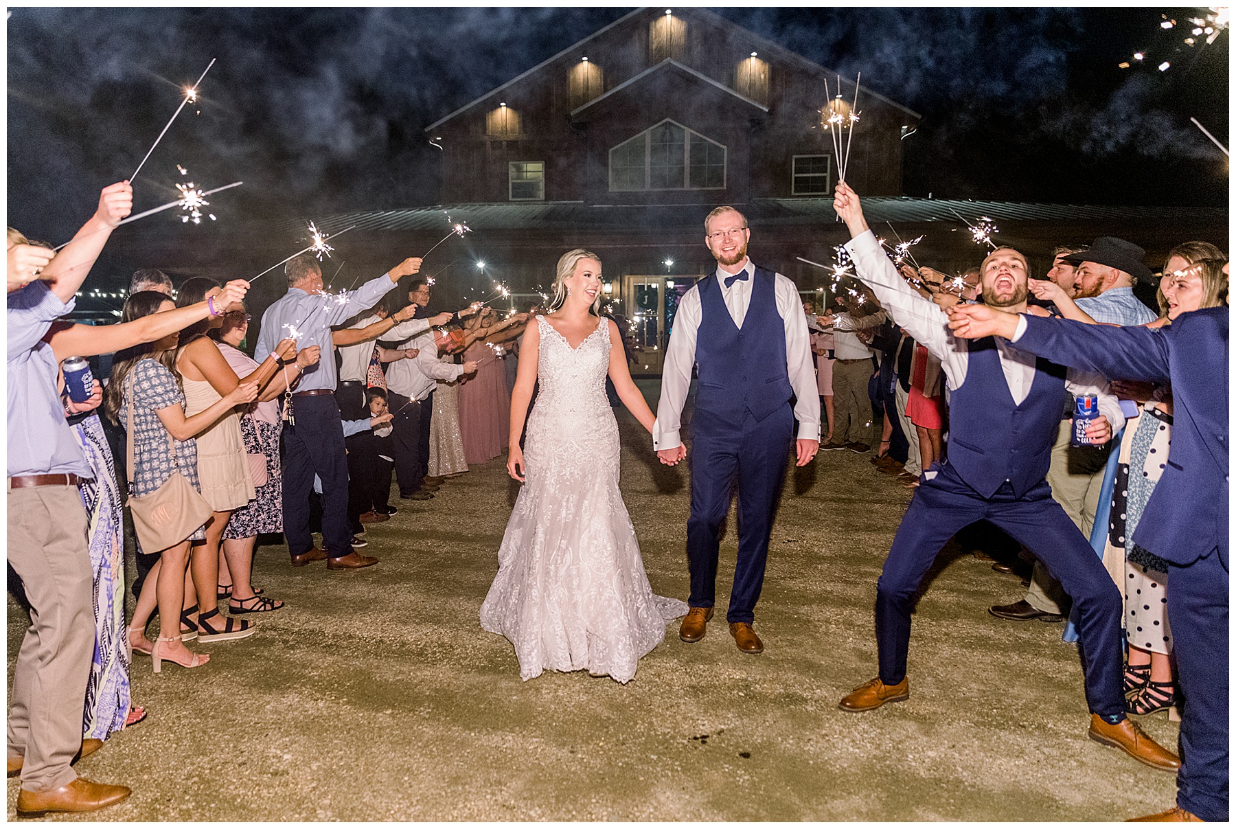 The Barn at Broadslab wedding day - tiffany l johnson photography_0174