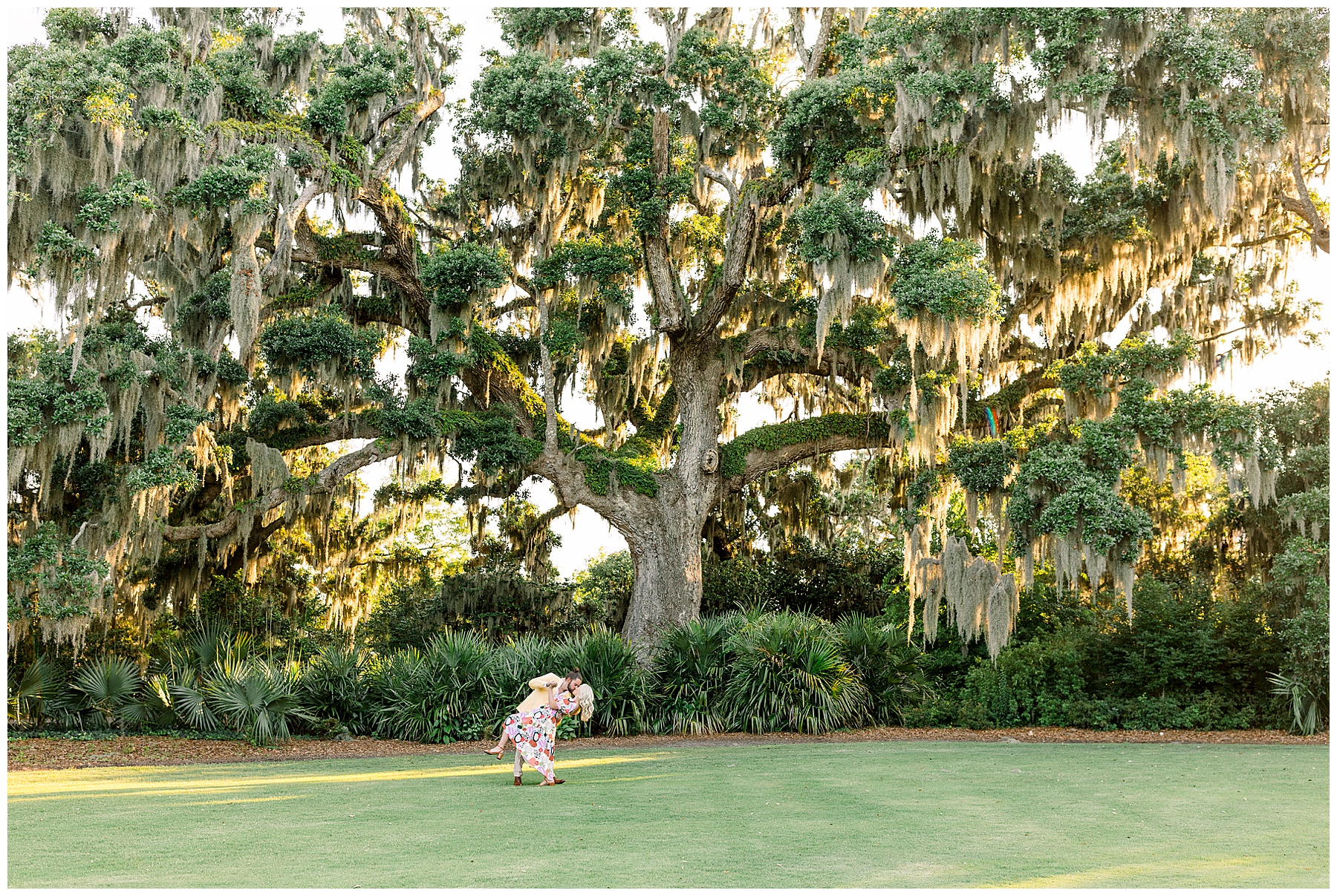 Airlie Gardens Engagement Session - Wrightsville Beach - Tiffany L Johnson Photography