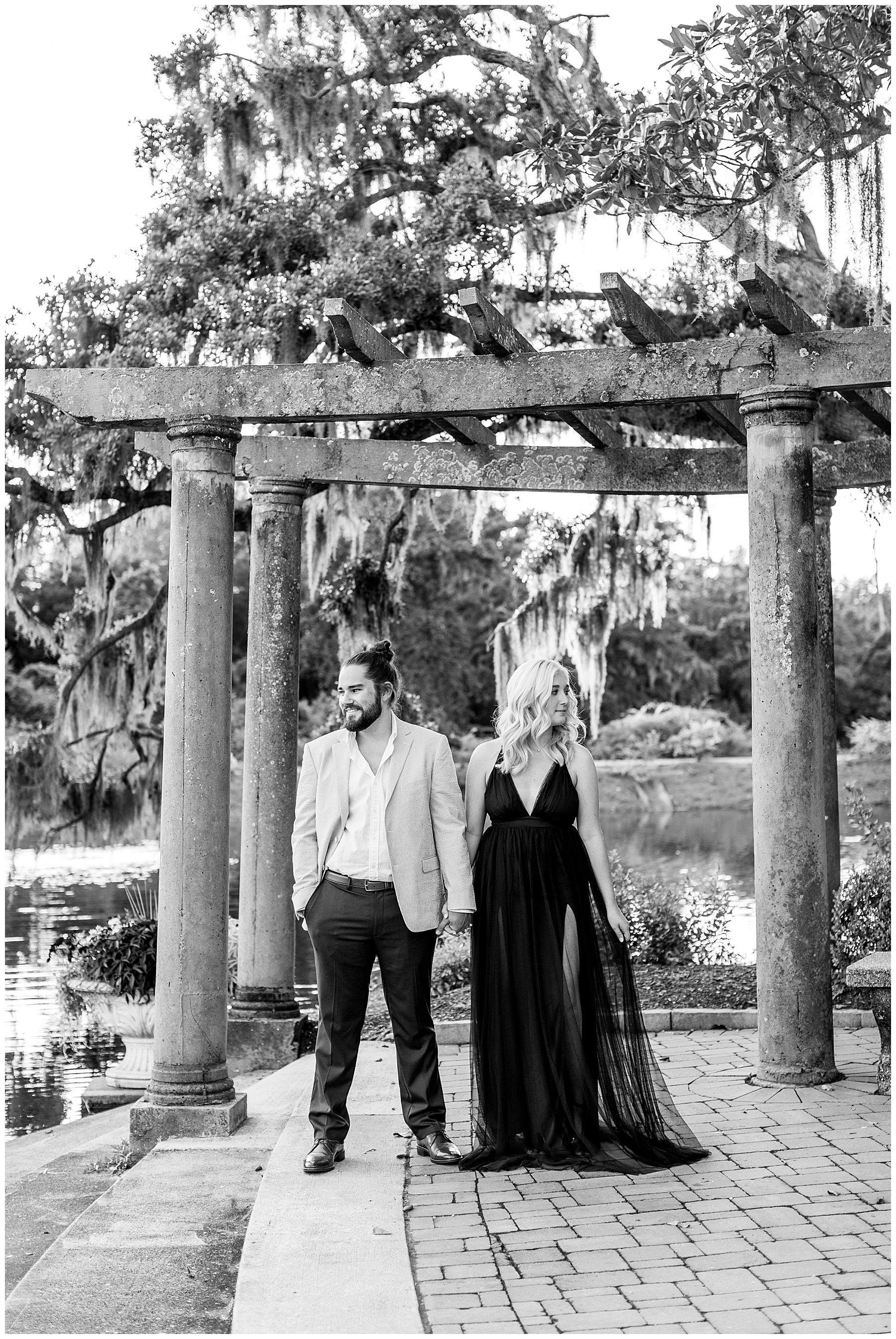 Airlie Gardens Engagement Session - Wrightsville Beach - Tiffany L Johnson Photography