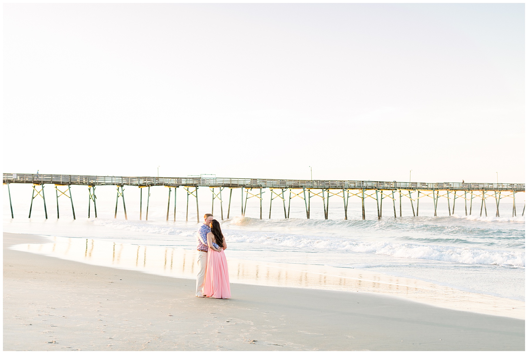 Atlantic Beach Engagement Session - Beaufort NC Engagement Session - Tiffany L Johnson Photography_0009.jpg