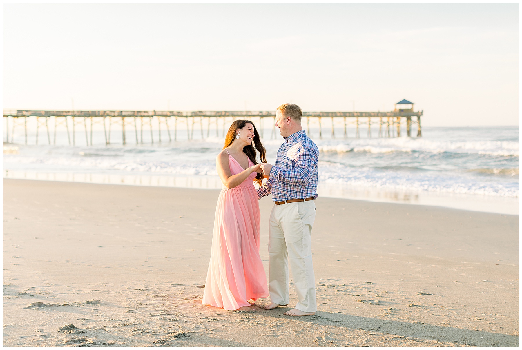Atlantic Beach Engagement Session - Beaufort NC Engagement Session - Tiffany L Johnson Photography_0045.jpg