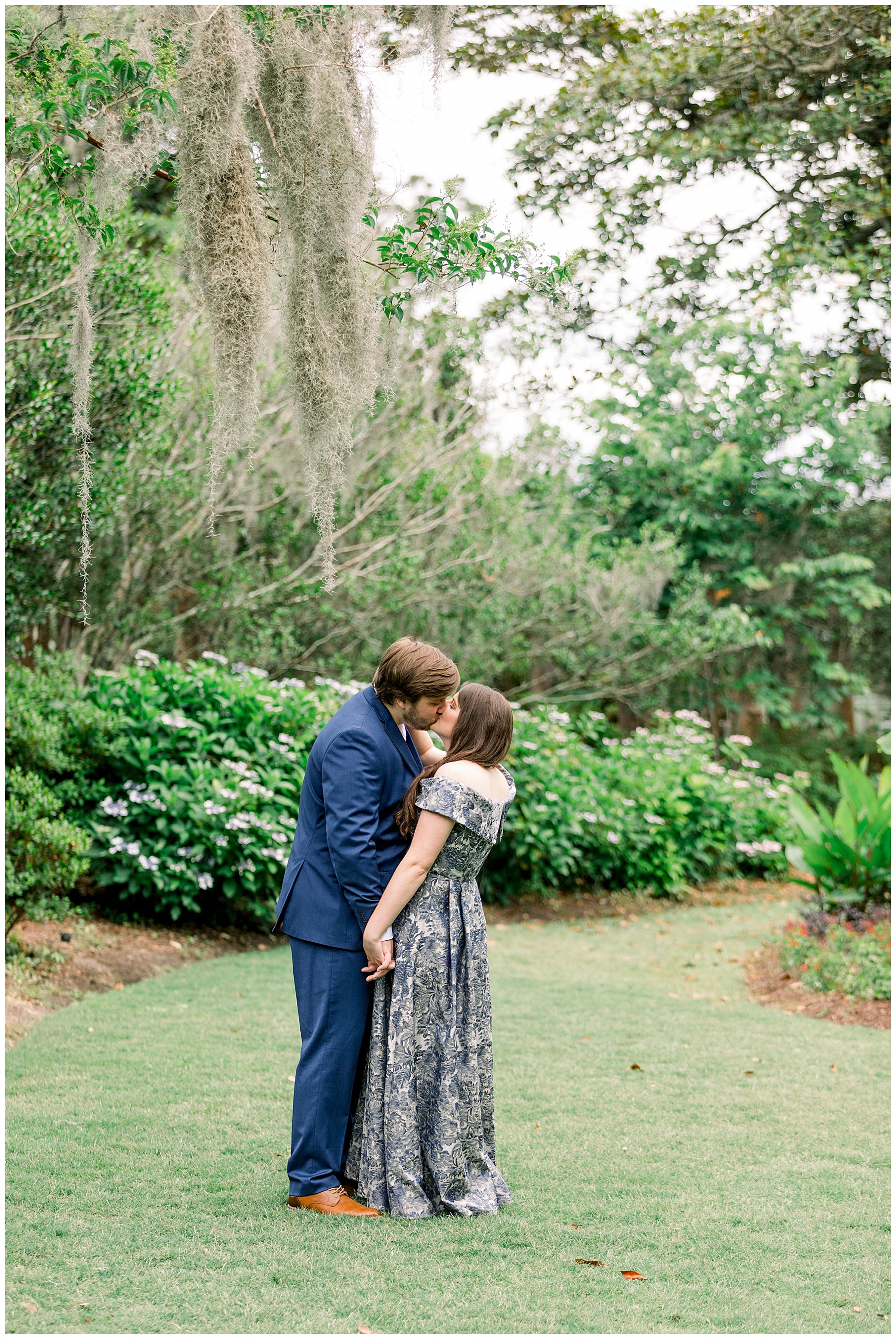 Wilmington NC Wedding Photographer - Airlie Gardens Wedding - Tiffany L Johnson Photography_0037.jpg