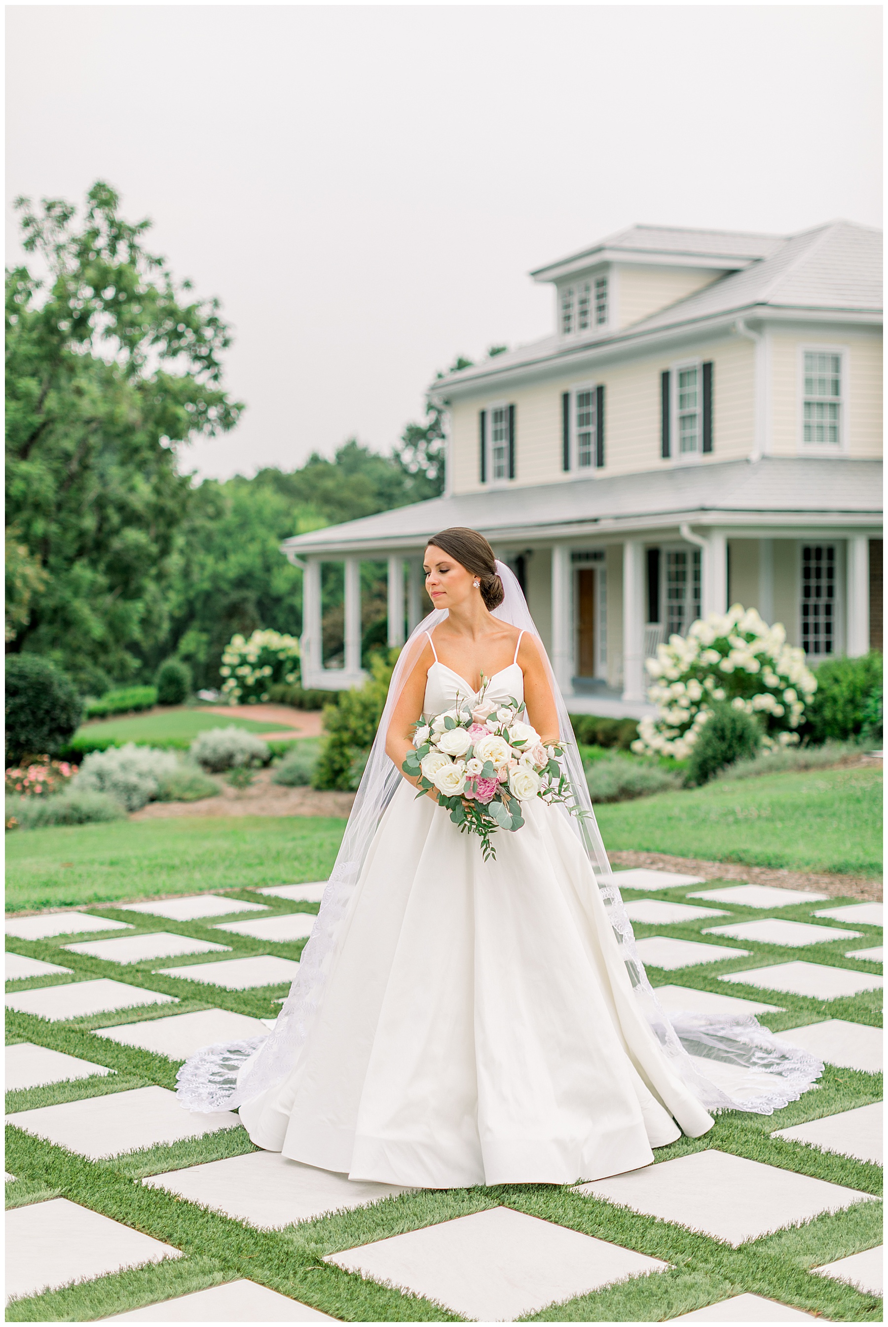 Walnut Hill Bridal Session - Raleigh NC Wedding Photographer - Tiffany L Johnson Photography_0011.jpg