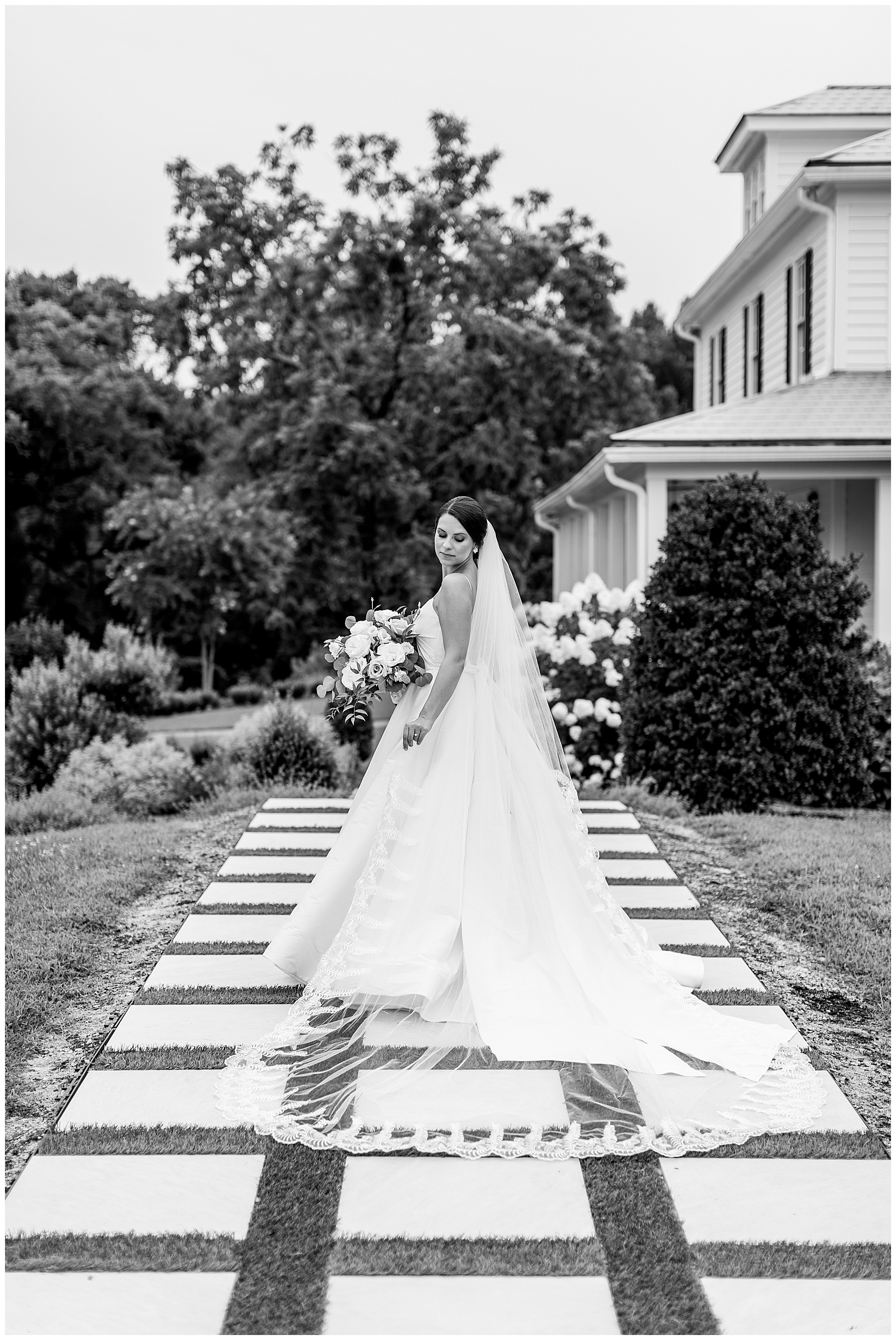 Walnut Hill Bridal Session - Raleigh NC Wedding Photographer - Tiffany L Johnson Photography_0031.jpg