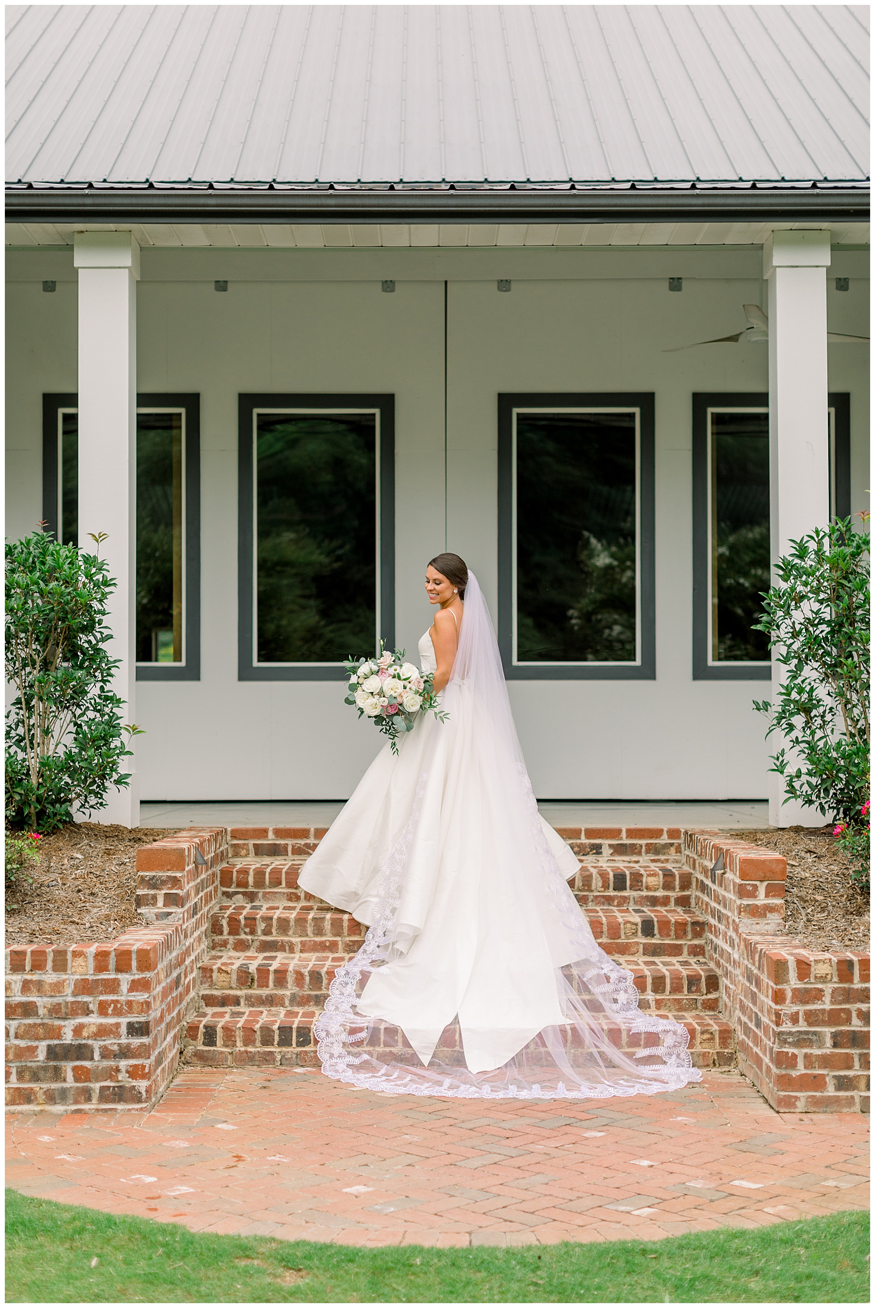Walnut Hill Bridal Session - Raleigh NC Wedding Photographer - Tiffany L Johnson Photography_0049.jpg