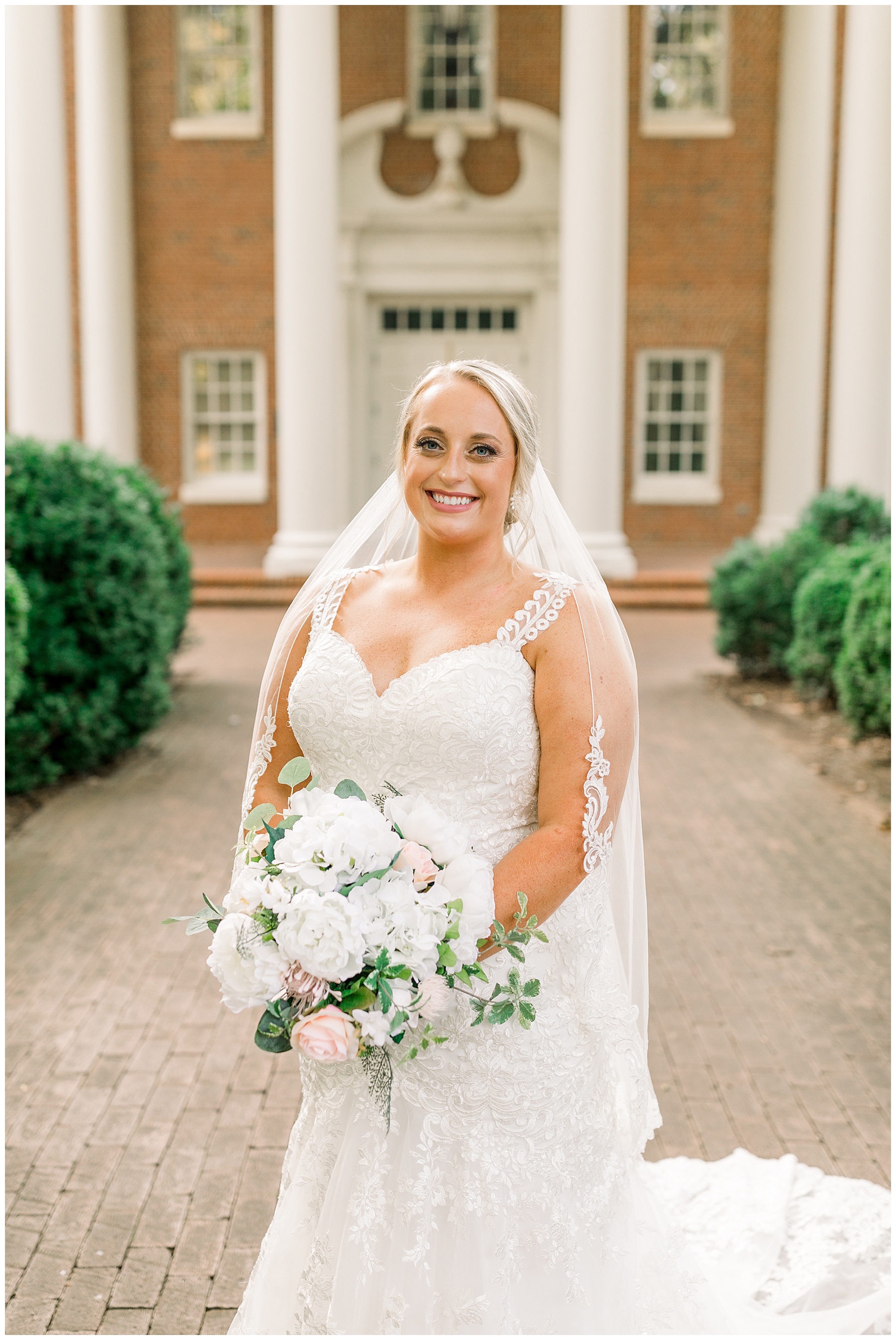 Meredith College Bridal Session - Raleigh NC Wedding Photographer - Tiffany L Johnson Photography_0015.jpg