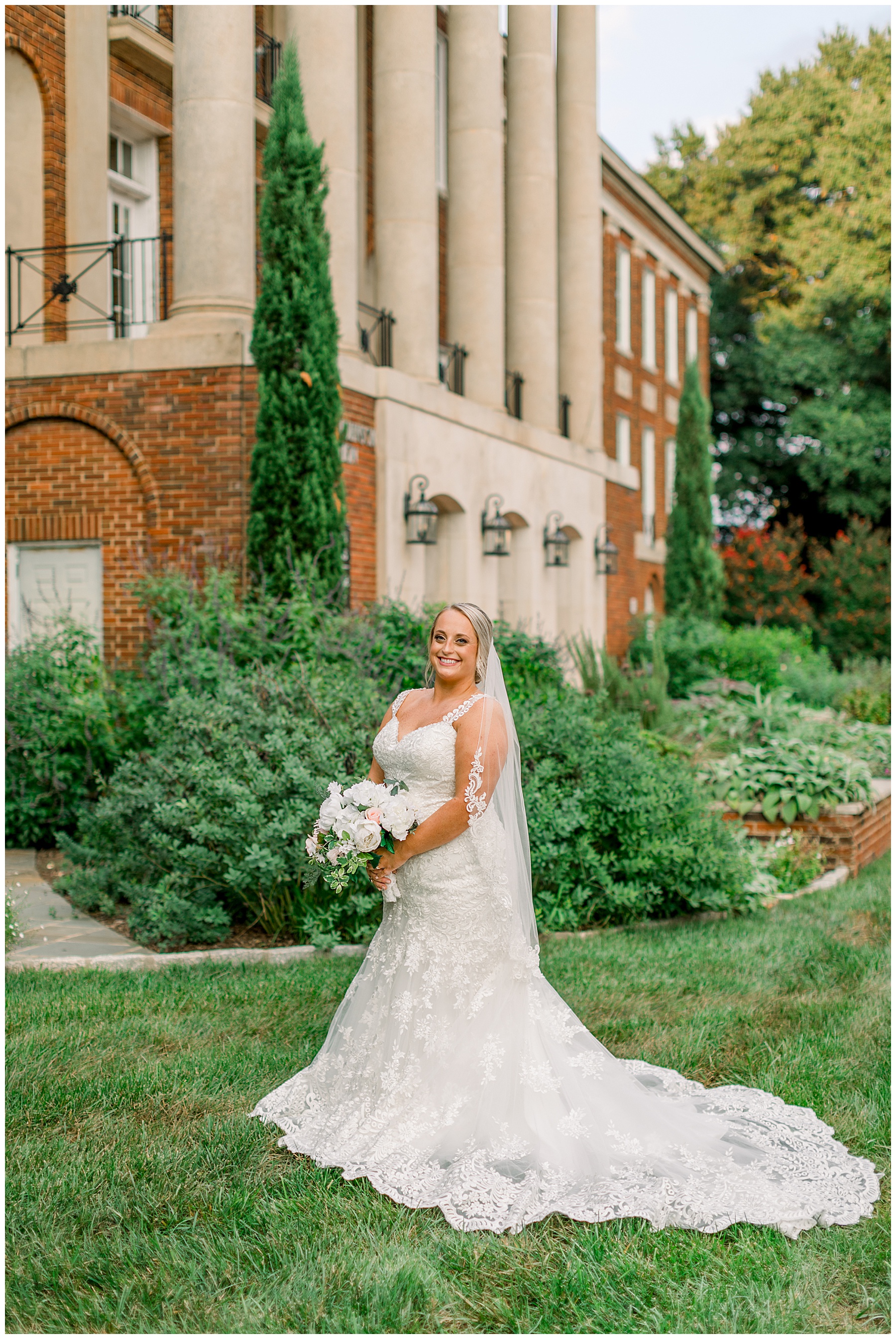 Meredith College Bridal Session - Raleigh NC Wedding Photographer - Tiffany L Johnson Photography_0033.jpg