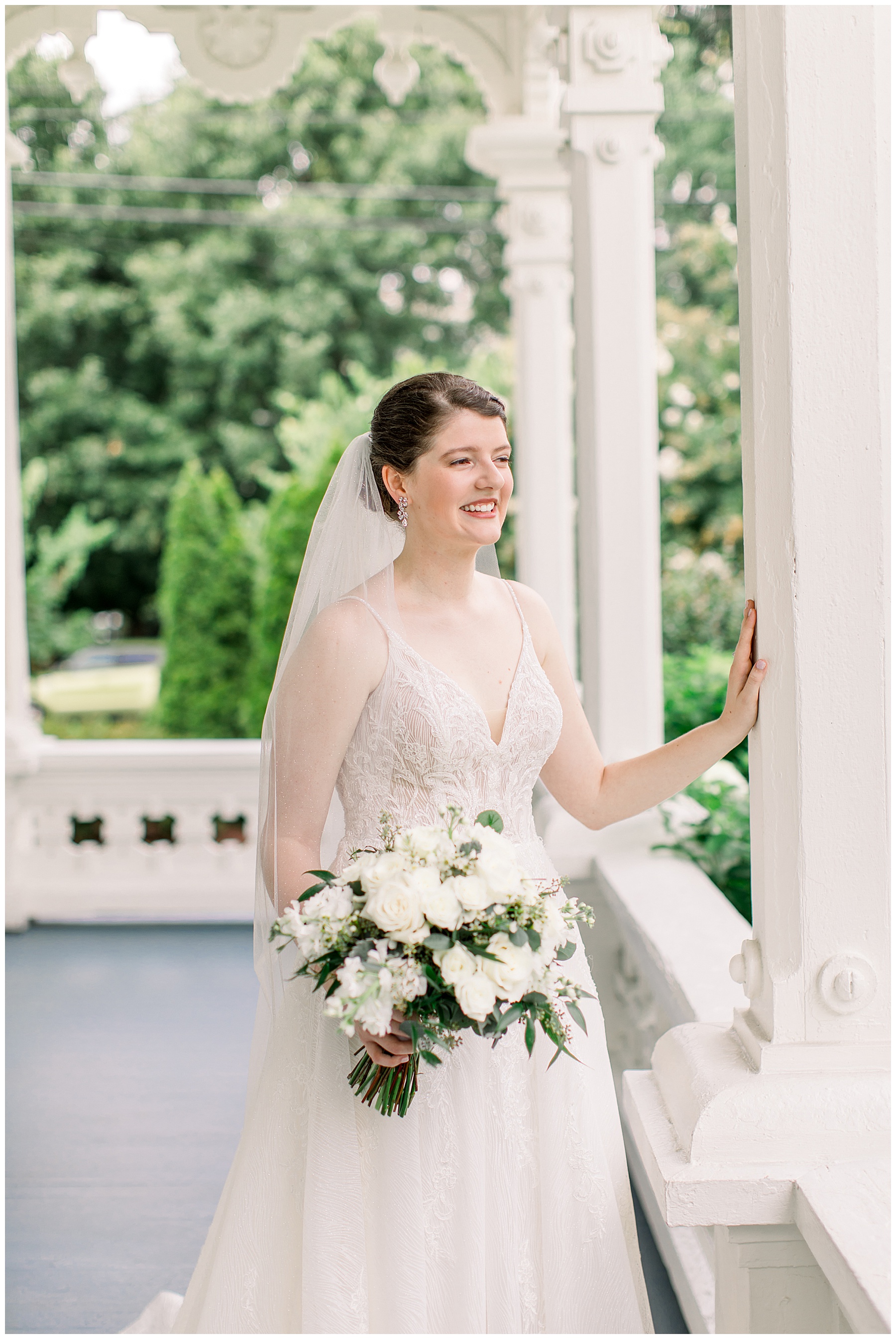 Merrimon Wynne House Bridal Session - Tiffany L Johnson Photography_0017.jpg