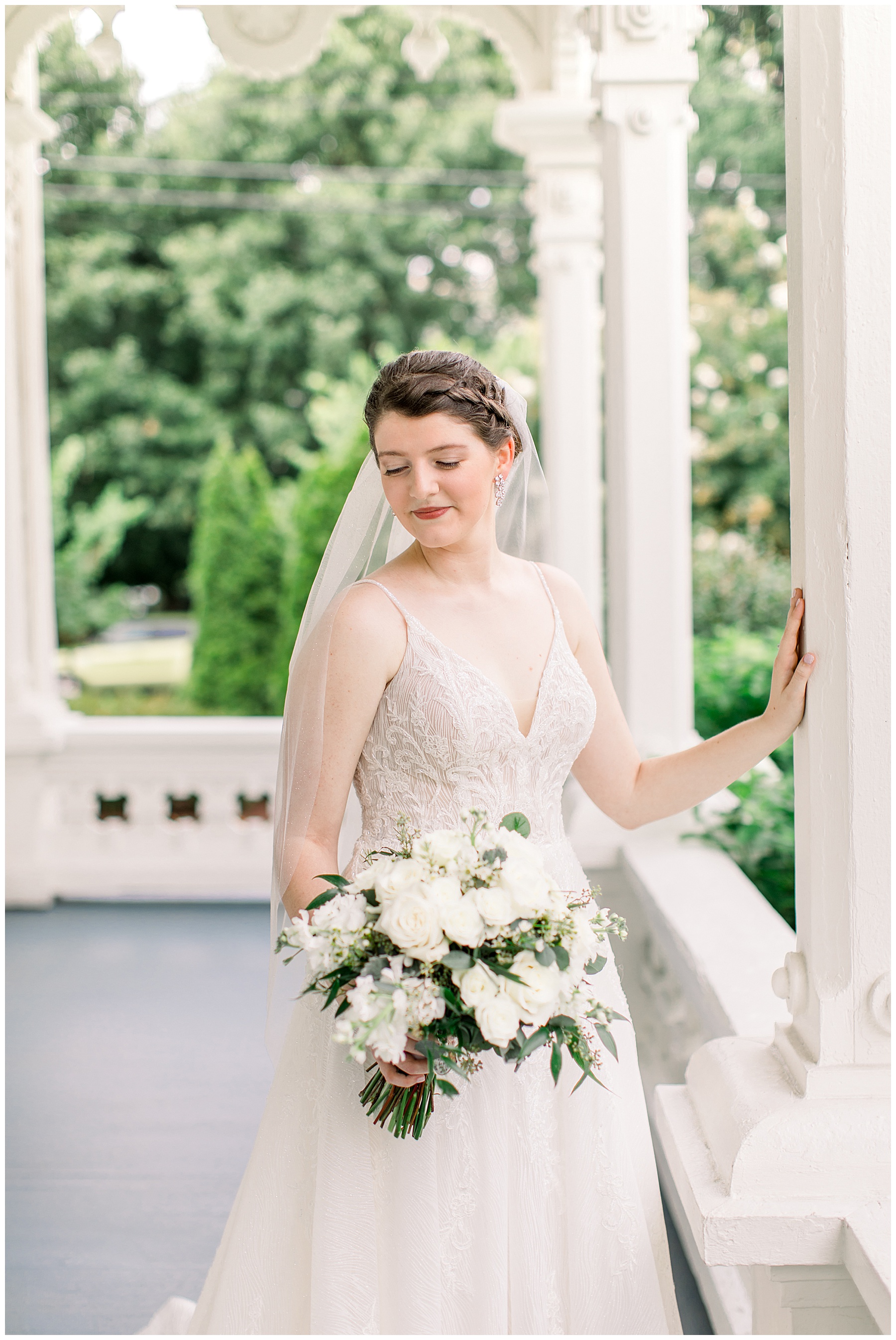 Merrimon Wynne House Bridal Session - Tiffany L Johnson Photography_0019.jpg