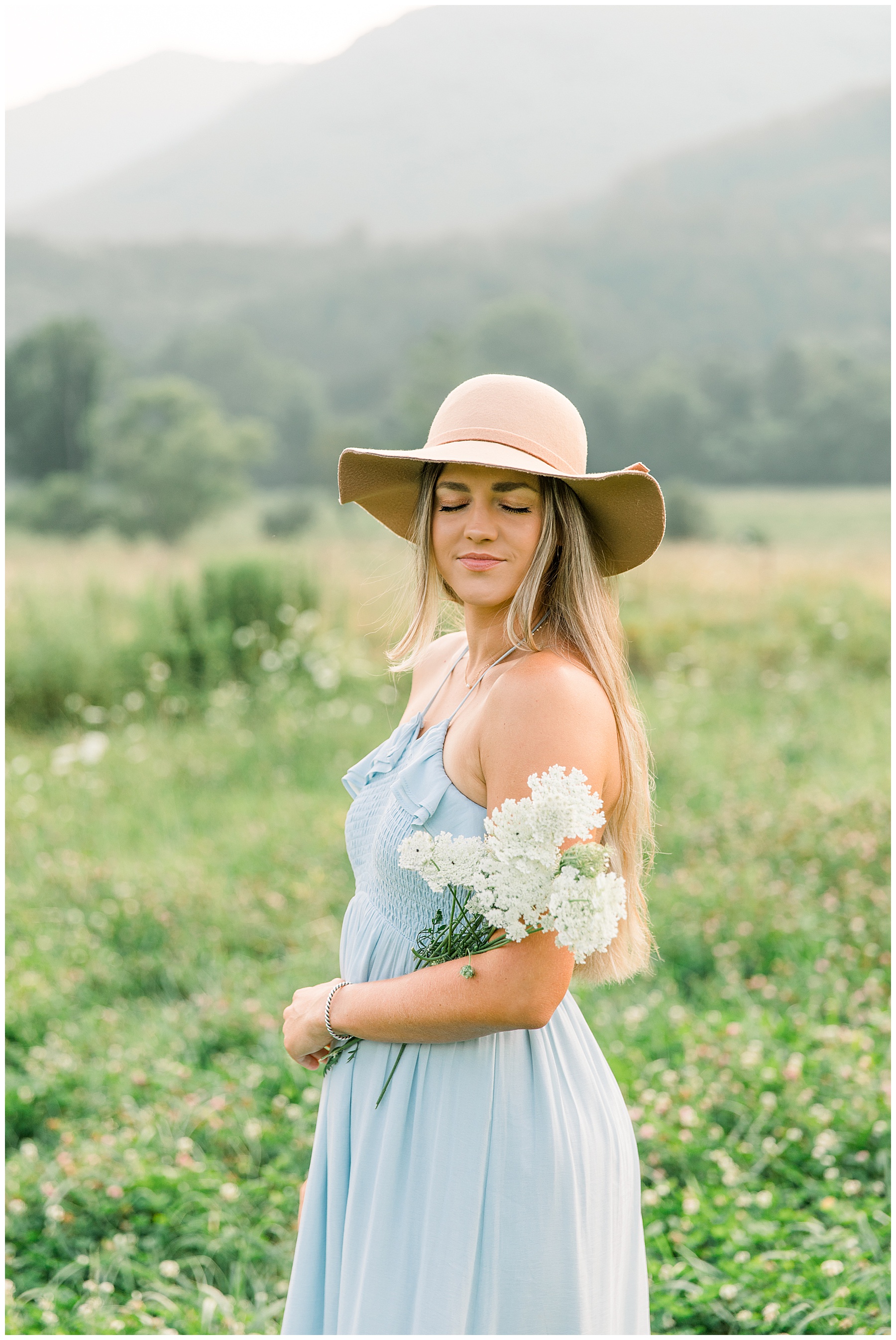 NC Mountains Photoshoot - Asheville Mountain NC Photoshoot_0030.jpg NC Mountains Photoshoot - Asheville Mountain NC Photoshoot_0030.jpg