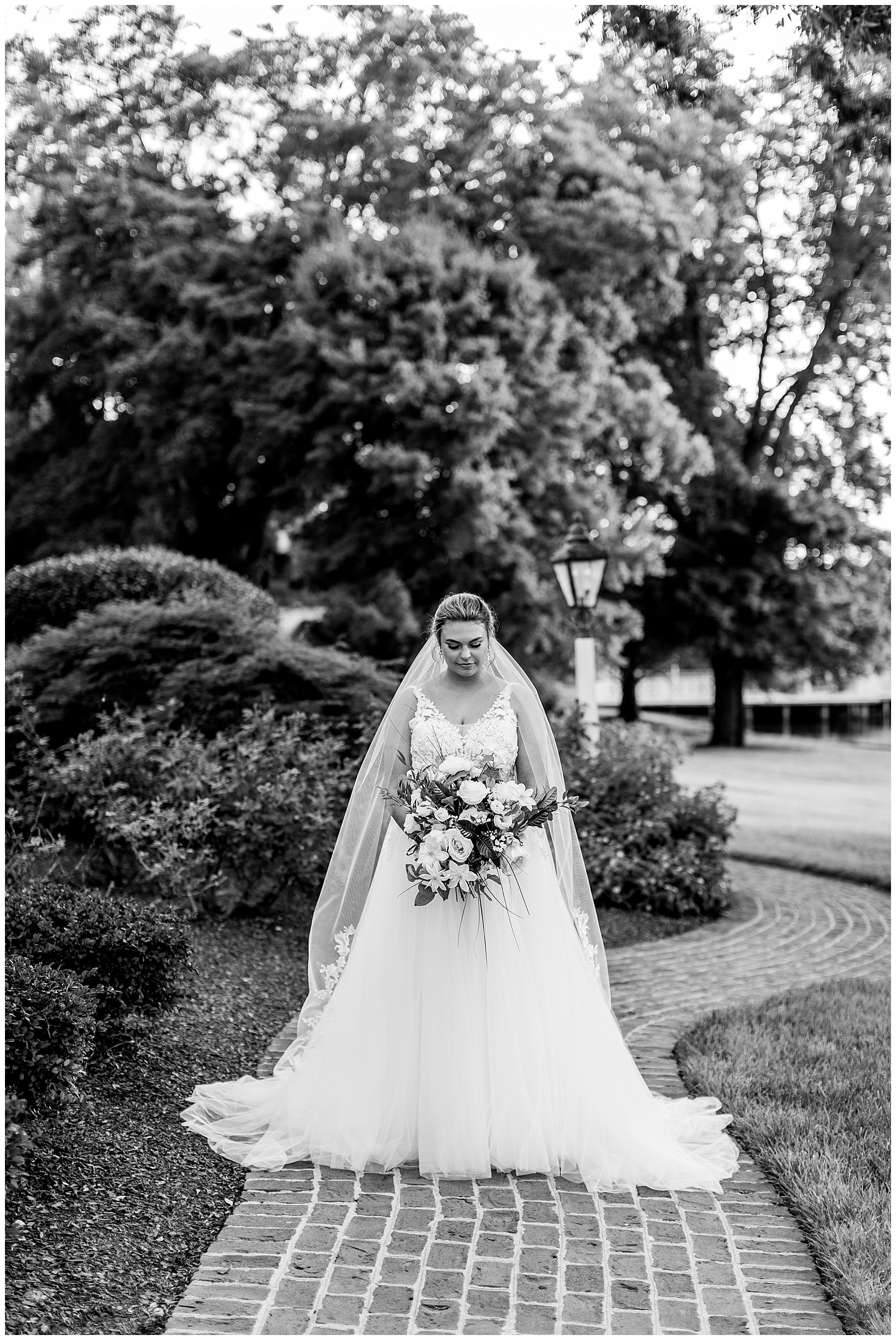 Rose Hill Estate Bridal Session - Nashville NC Wedding Photographer - Tiffany L Johnson Photography-148_0026.jpg
