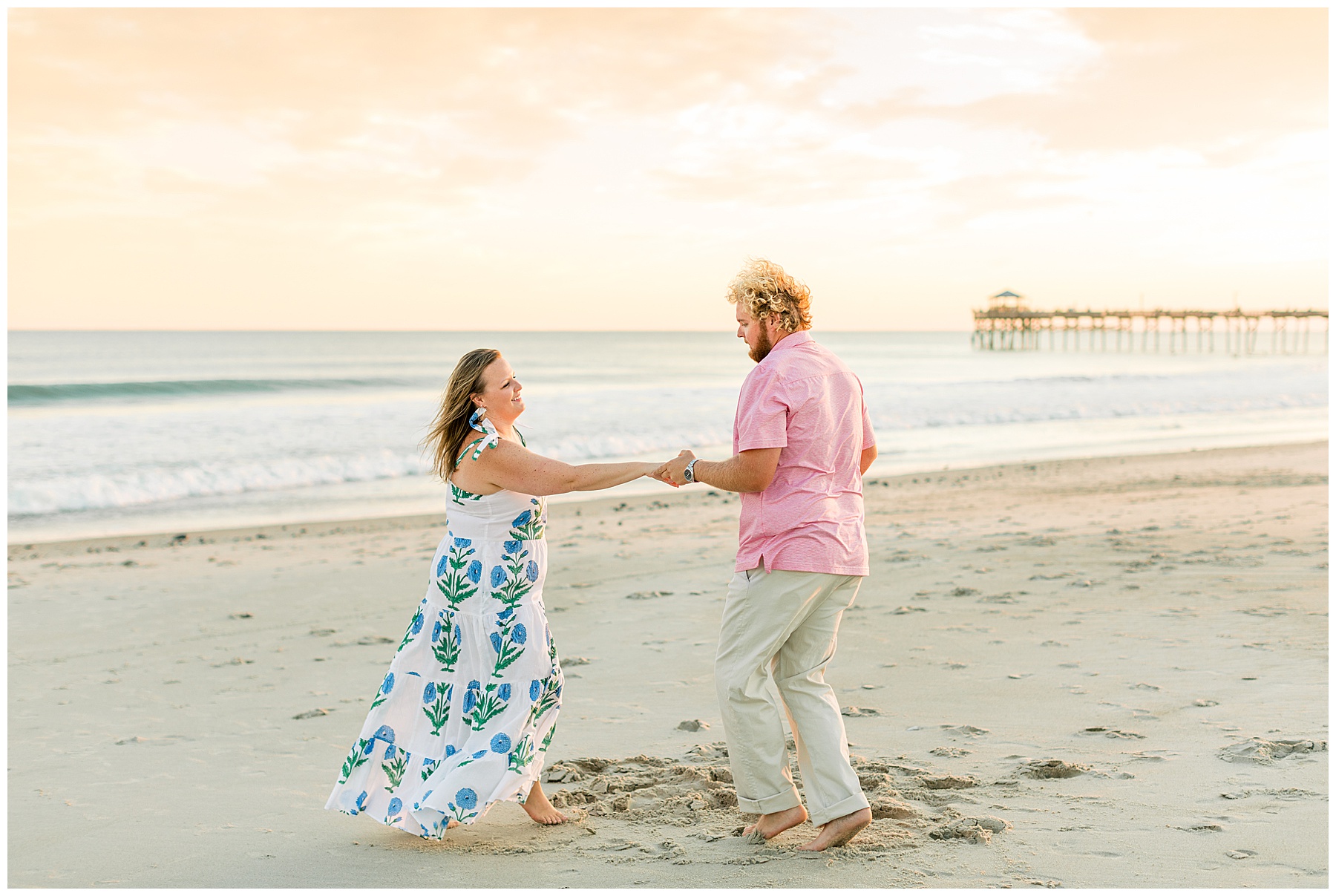 Beaufort Engagement Session - Beaufort Wedding Photographer - Tiffany L Johnson Photography_0042.jpg Beaufort Engagement Session - Beaufort Wedding Photographer - Tiffany L Johnson Photography_0042.jpg
