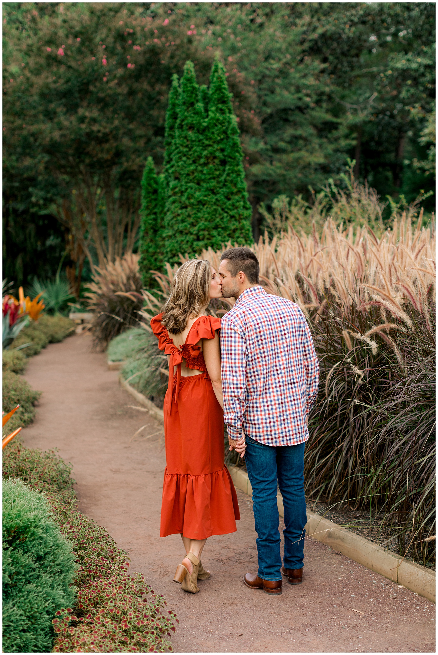 Duke University Engagement Session - Duke Chapel Wedding Photographer - Tiffany L Johnson Photography_0077.jpg Duke University Engagement Session - Duke Chapel Wedding Photographer - Tiffany L Johnson Photography_0077.jpg