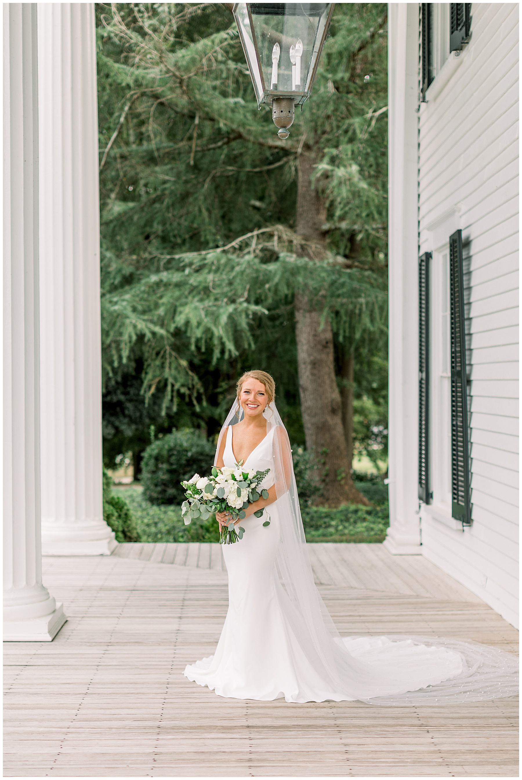 Rose Hill Estate Bridal Session - Tiffany L Johnson Photography_0042.jpg