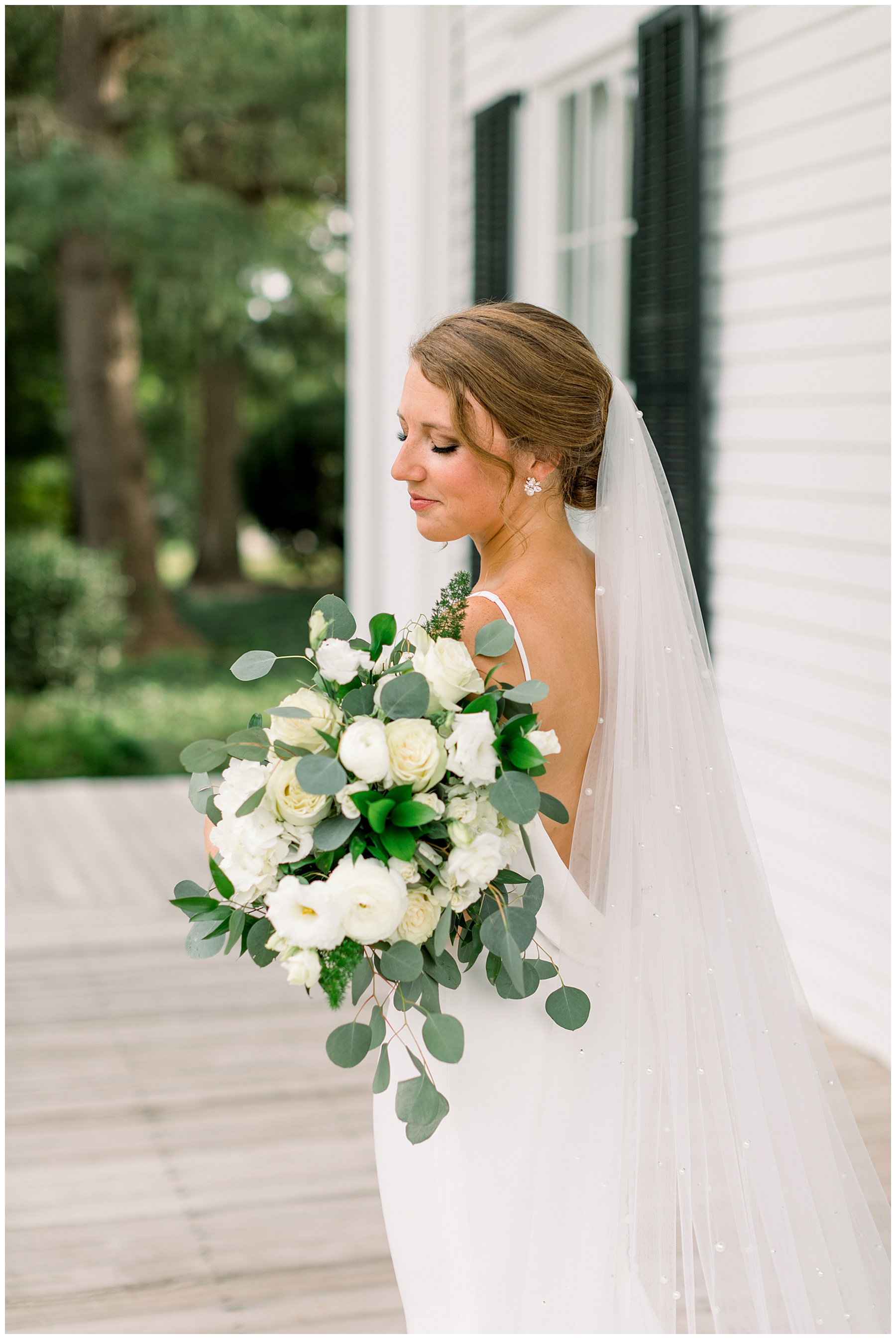 Rose Hill Estate Bridal Session - Tiffany L Johnson Photography_0051.jpg