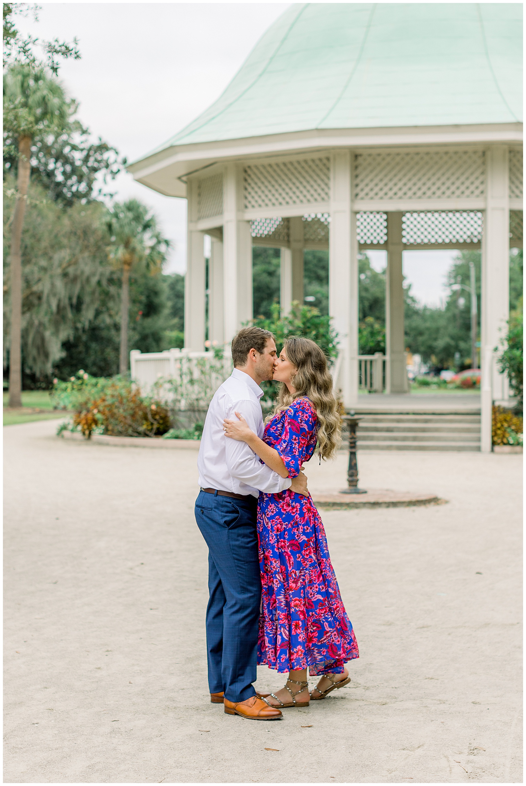 Charleston Engagement Session - Tiffany L Johnson Photography - Charleston SC Wedding Photographer