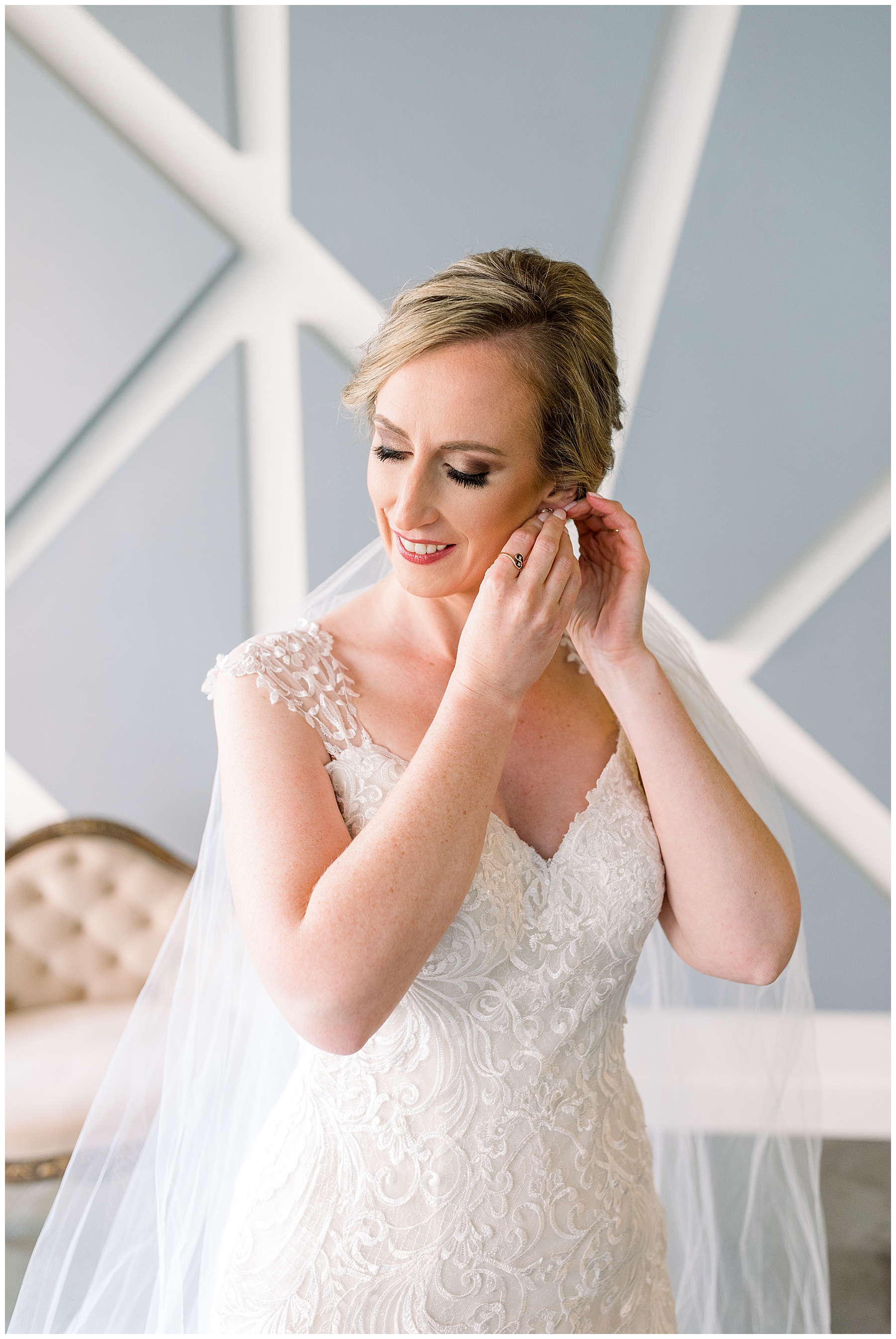 BELT LINE STATION WEDDING DAY - TIFFANY L JOHNSON PHOTOGRAPHY_0041