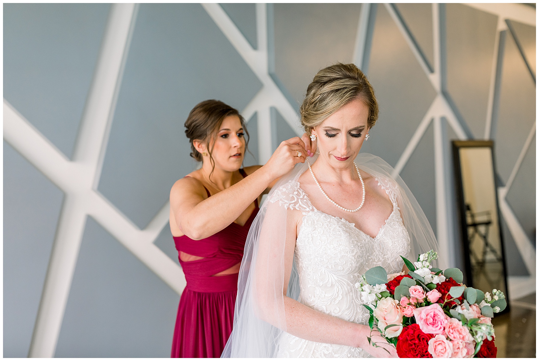BELT LINE STATION WEDDING DAY - TIFFANY L JOHNSON PHOTOGRAPHY_0046