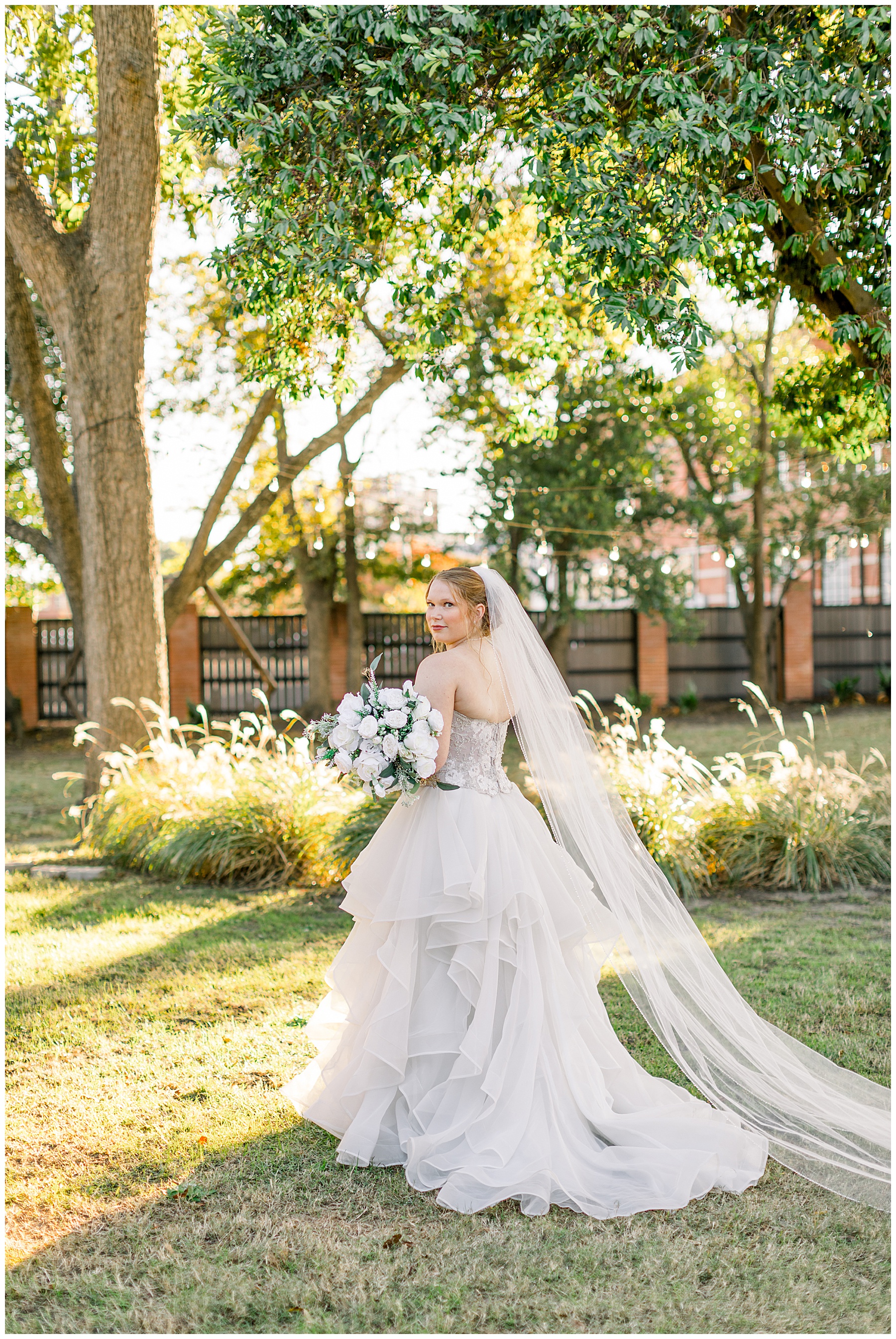 BELT LINE STATION WEDDING DAY - TIFFANY L JOHNSON PHOTOGRAPHY_0223.jpg