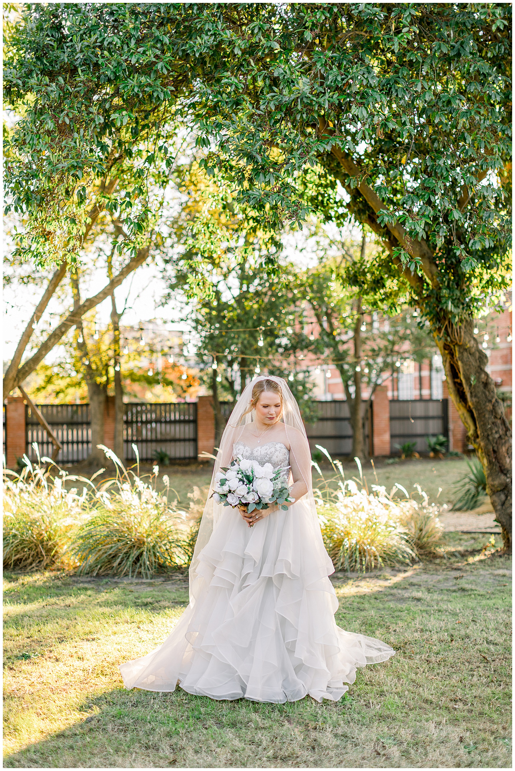 BELT LINE STATION WEDDING DAY - TIFFANY L JOHNSON PHOTOGRAPHY_0225.jpg