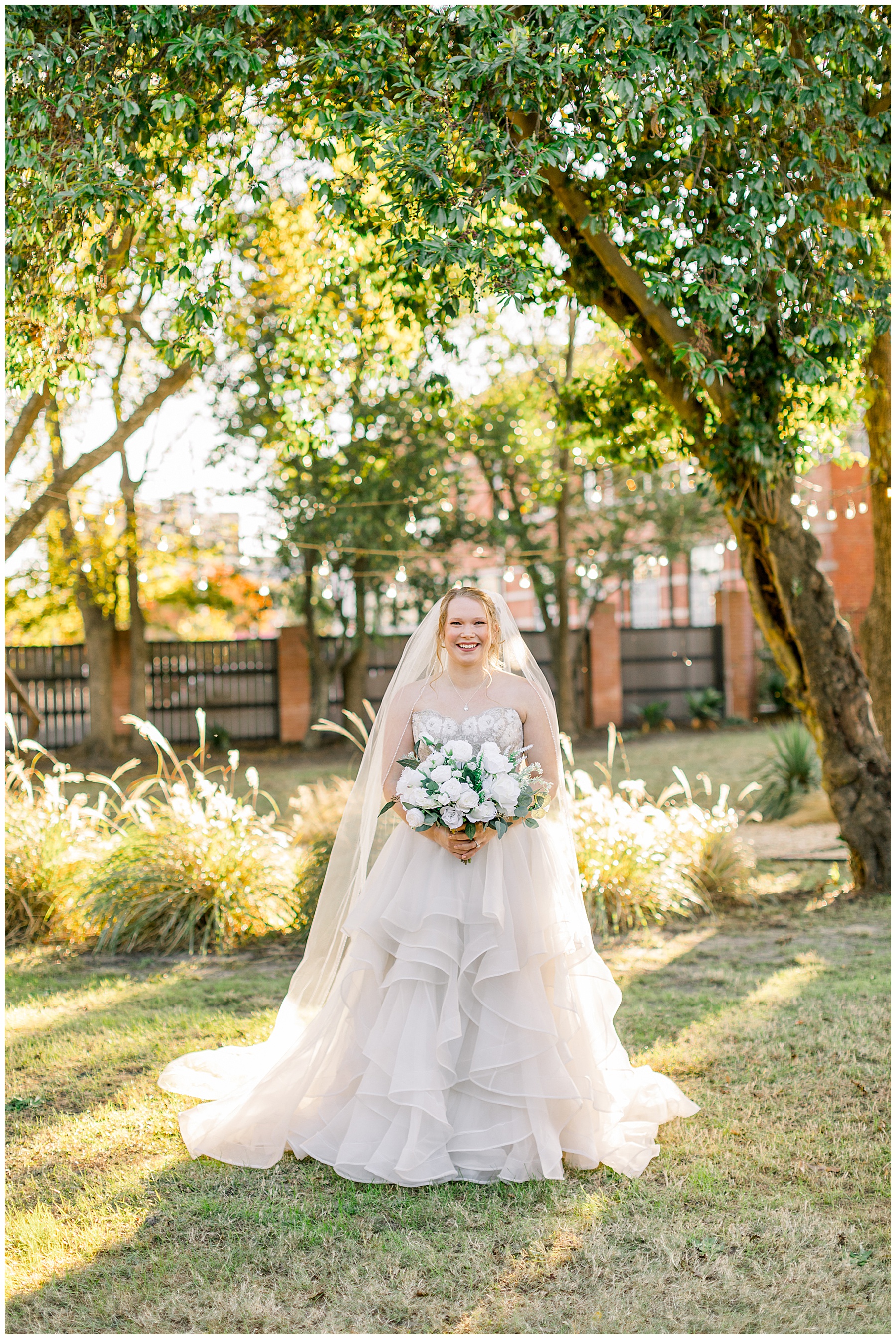 BELT LINE STATION WEDDING DAY - TIFFANY L JOHNSON PHOTOGRAPHY_0227.jpg