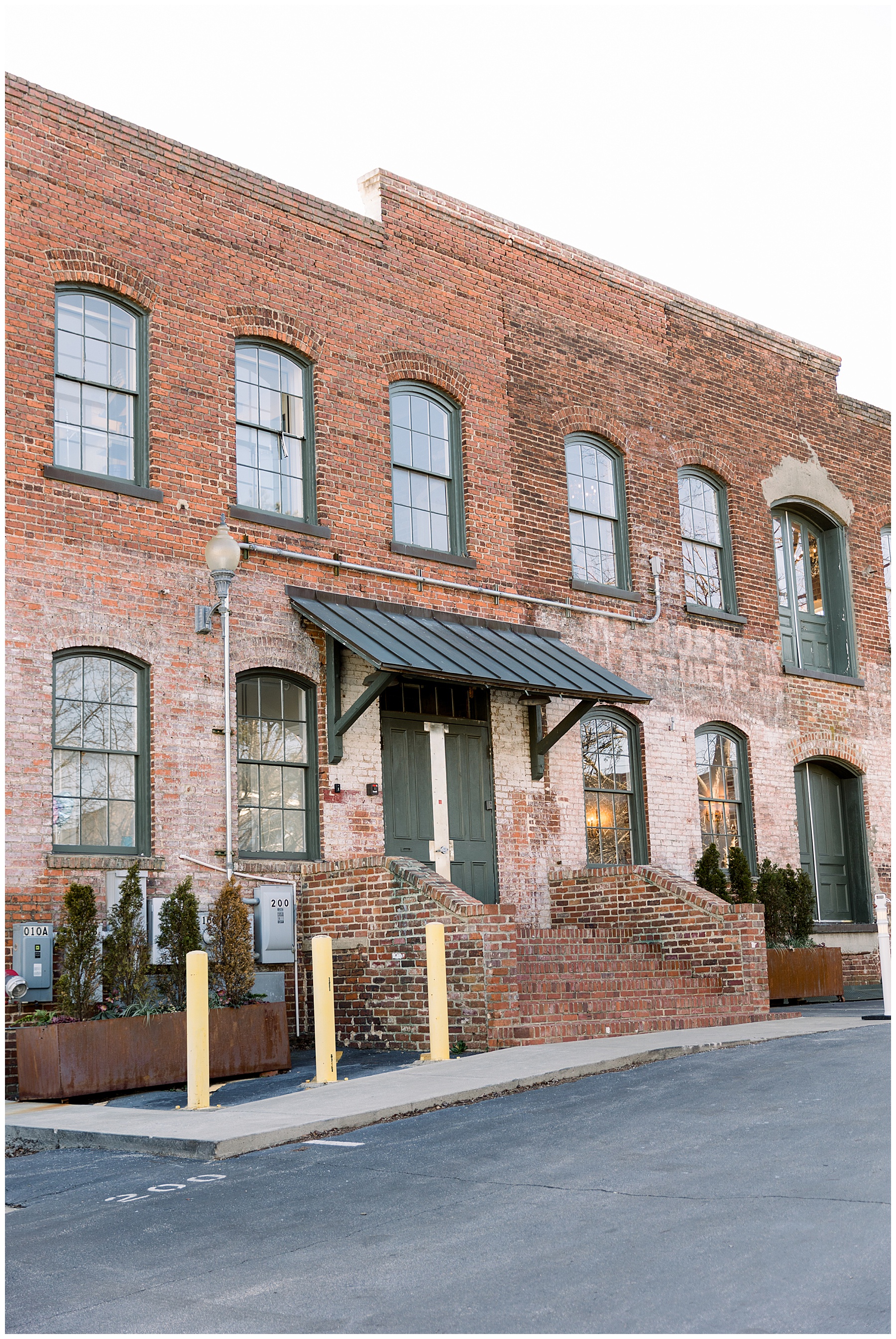 Melrose Knitting Mill Wedding Day - Raleigh NC Wedding Photographer - Tiffany L Johnson Photography_0150