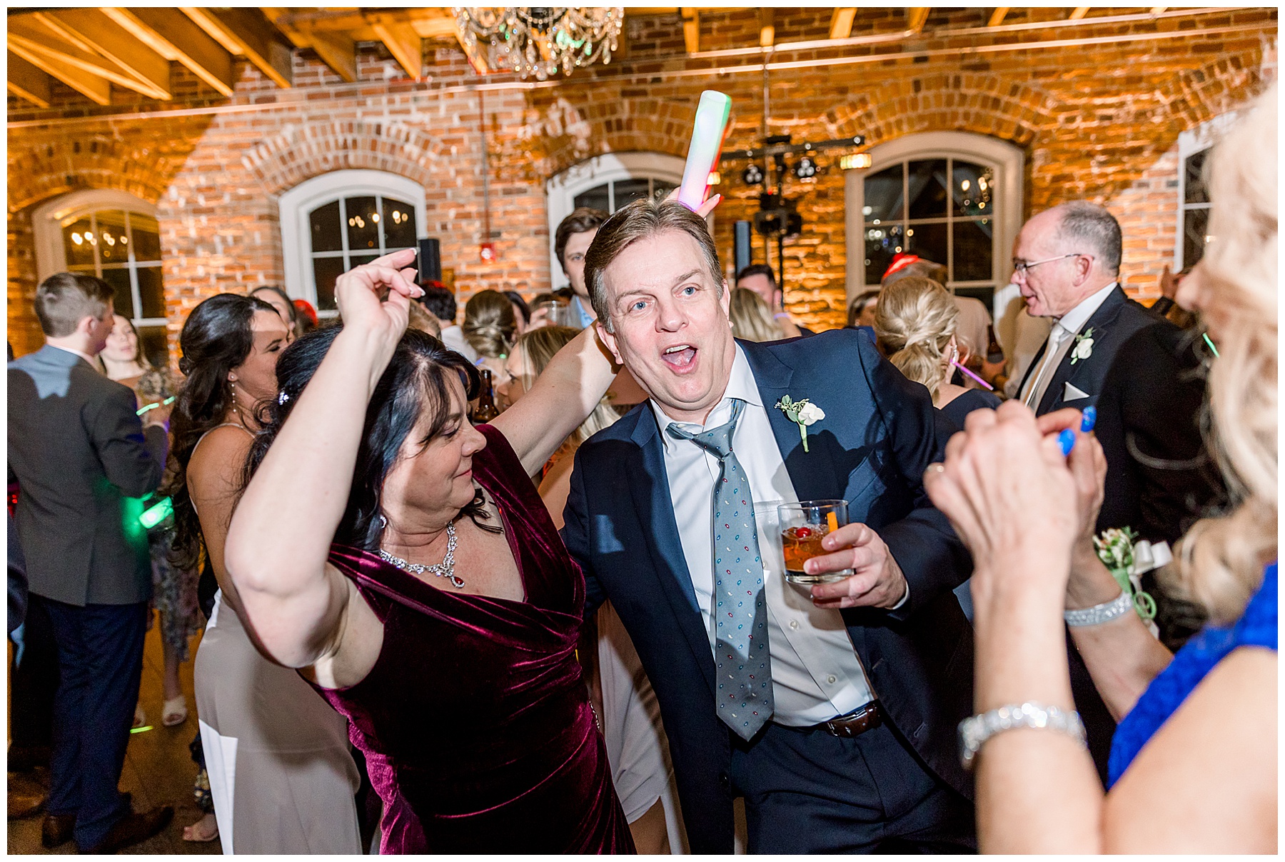 Melrose Knitting Mill Wedding Day - Raleigh NC Wedding Photographer - Tiffany L Johnson Photography_0211