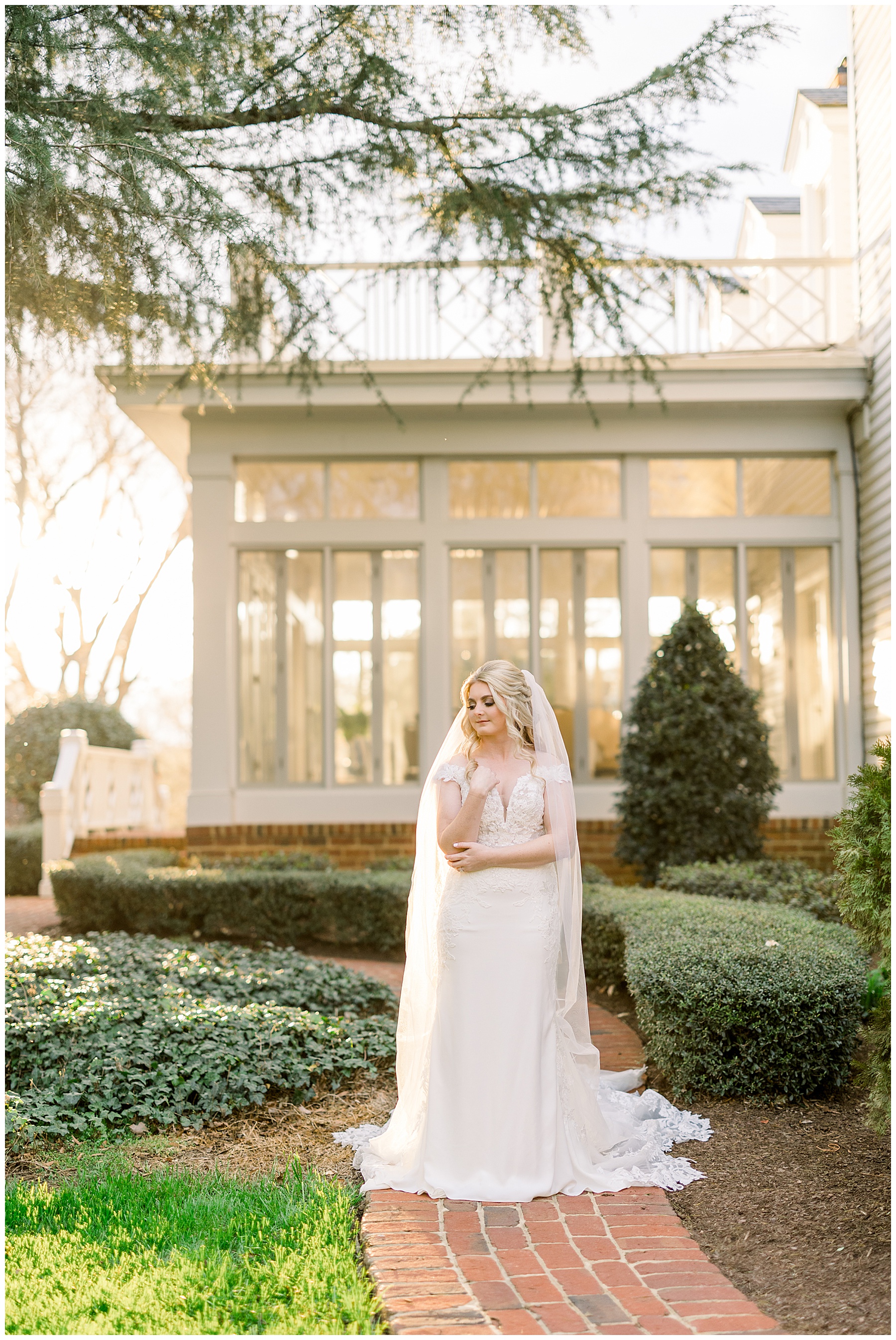 Rose Hill Estate Bridal Session - Rose Hill Estate - Nashville Wedding Photographer - Tiffany L Johnson Photography_0015.jpg