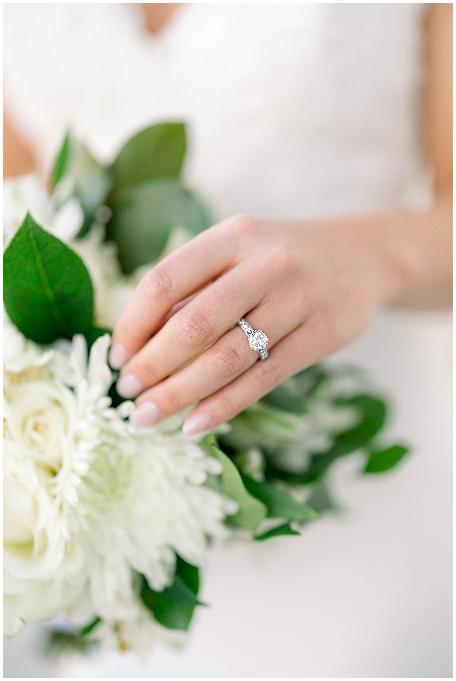 Rose Hill Estate Bridal Session - Tiffany L Johnson Photography_0050.jpg