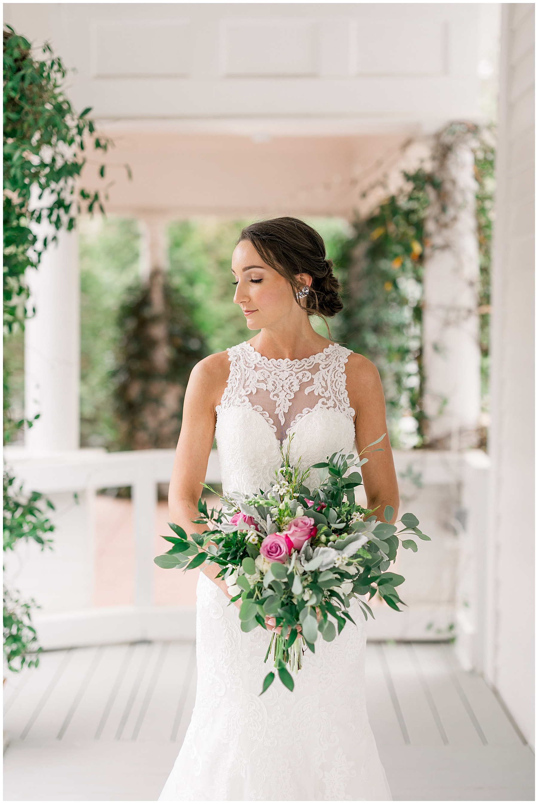 The Leslie Alford Mims House Bridal Sesison - Tiffany L Johnson Photography_0003.jpg