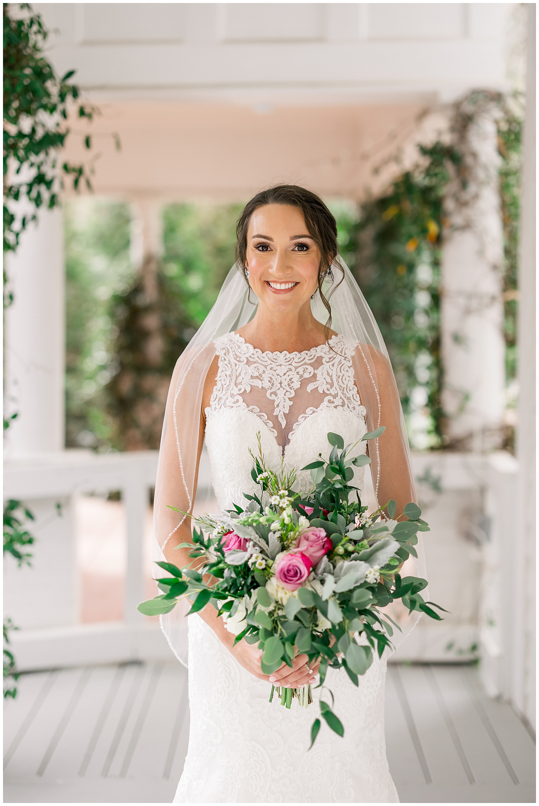 The Leslie Alford Mims House Bridal Sesison - Tiffany L Johnson Photography_0007.jpg