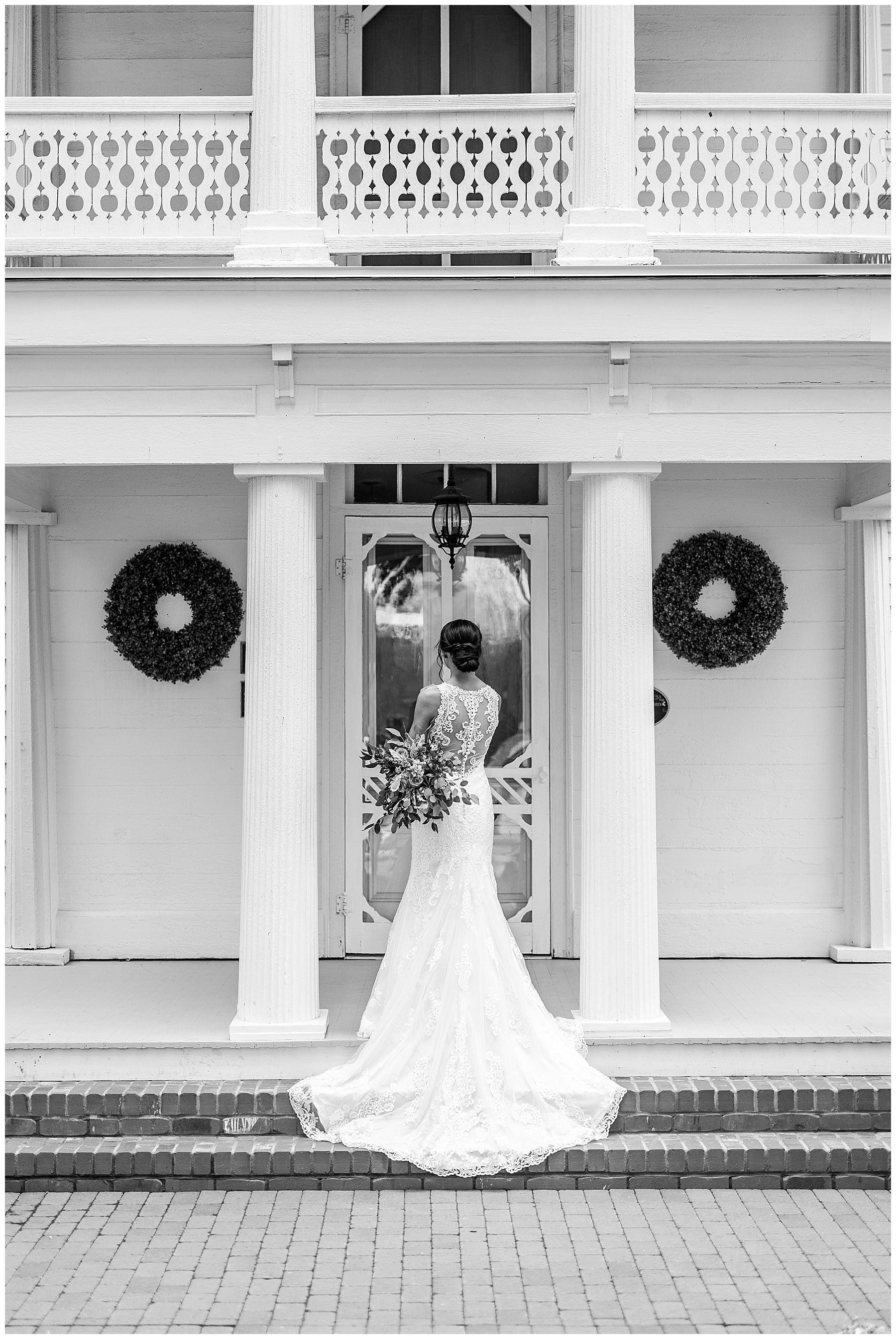 The Leslie Alford Mims House Bridal Sesison - Tiffany L Johnson Photography_0013.jpg