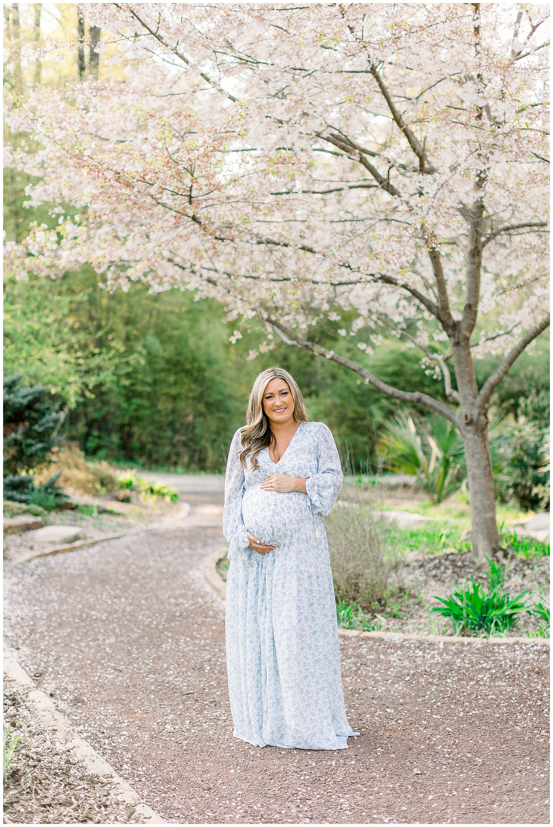 Duke Gardens Maternity Session - Tiffany L Johnson Photography_0015