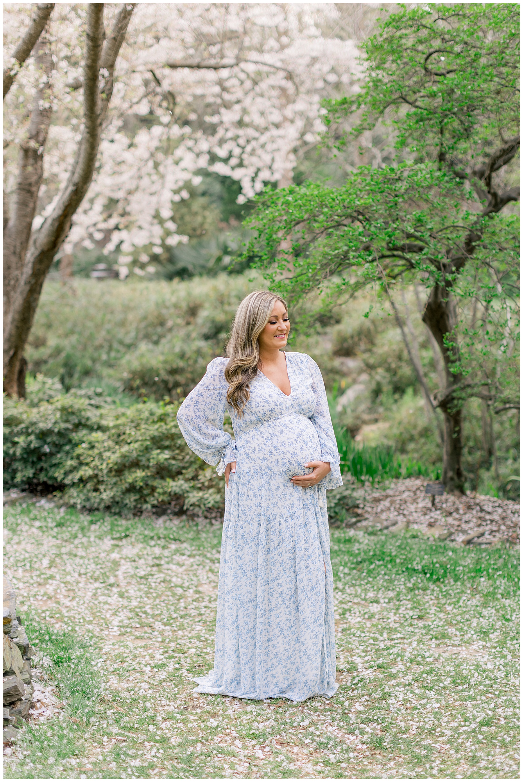 Duke Gardens Maternity Session - Tiffany L Johnson Photography_0038