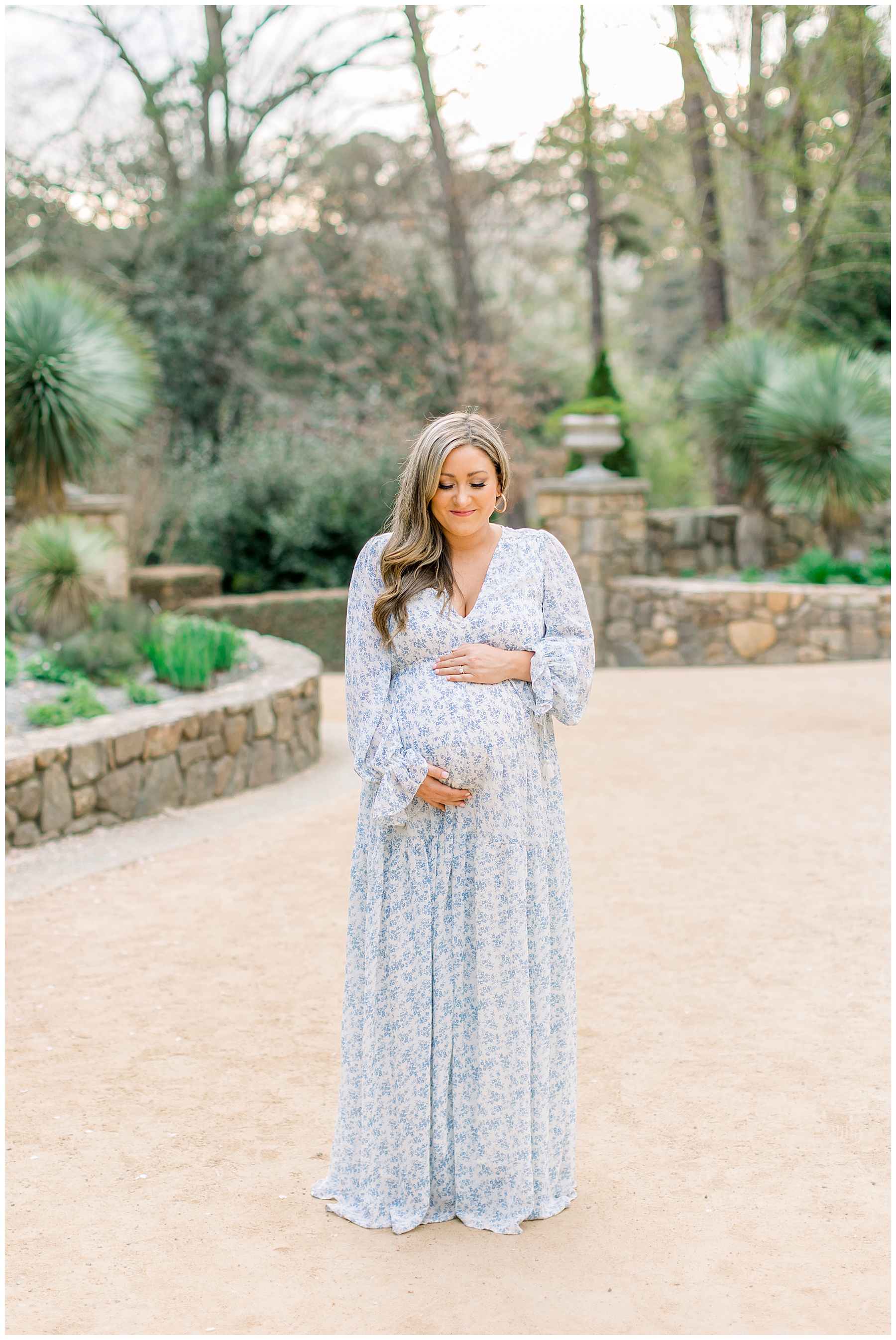 Duke Gardens Maternity Session - Tiffany L Johnson Photography_0046