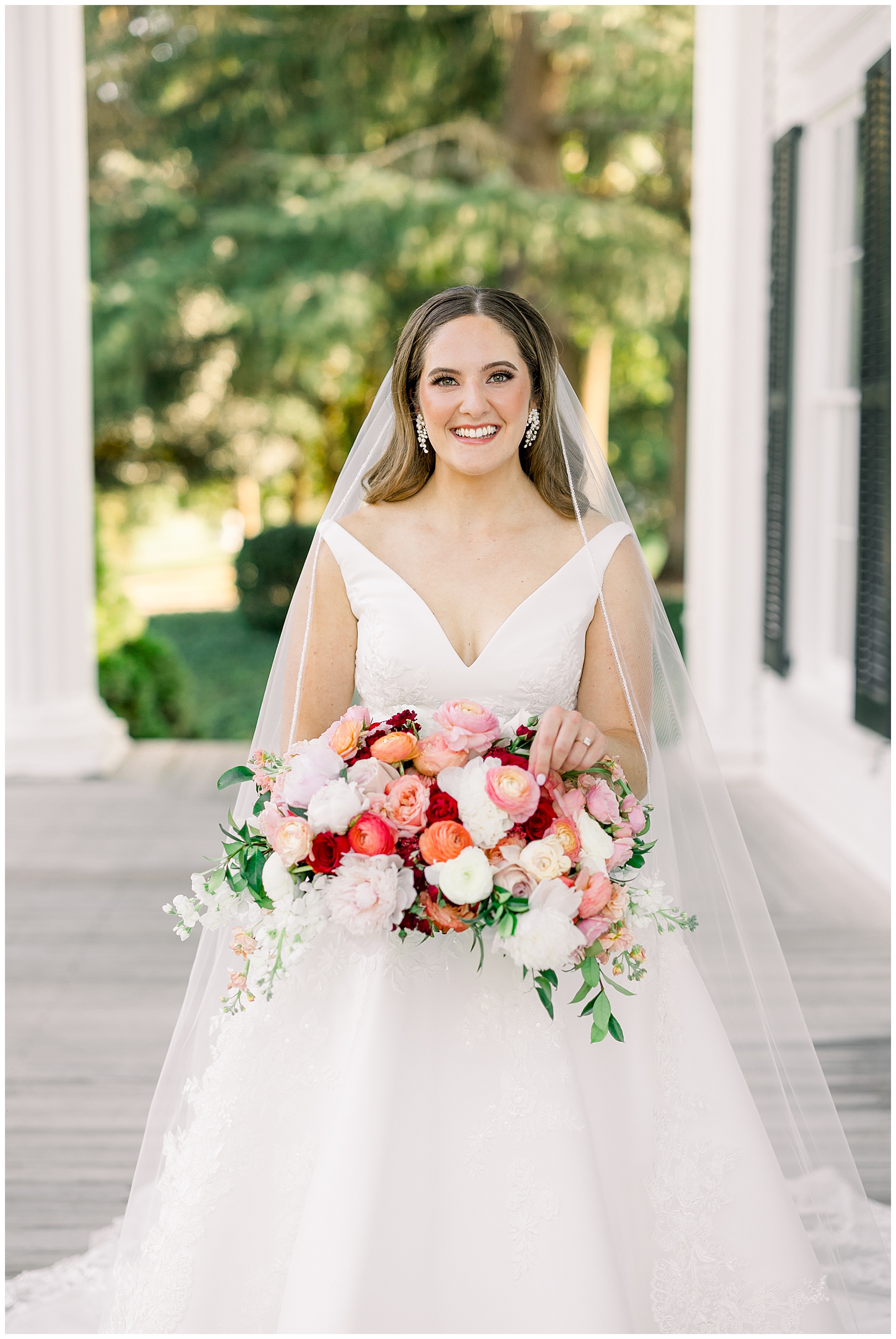 Rose Hill Estate Bridal Session - Tiffany L Johnson Photography