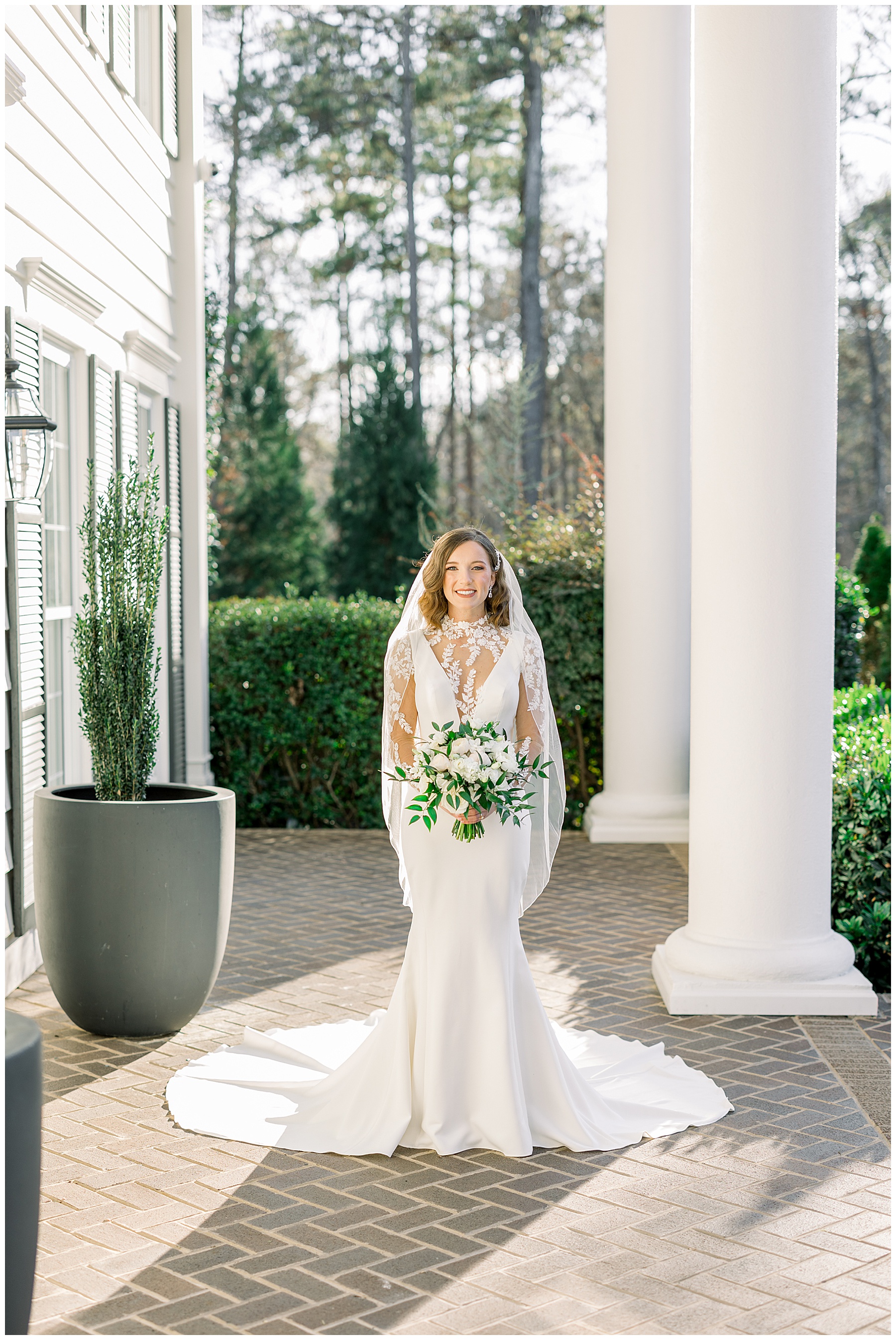 Highgrove Estate Bridal Session - Tiffany L Johnson Photography_0004.jpg