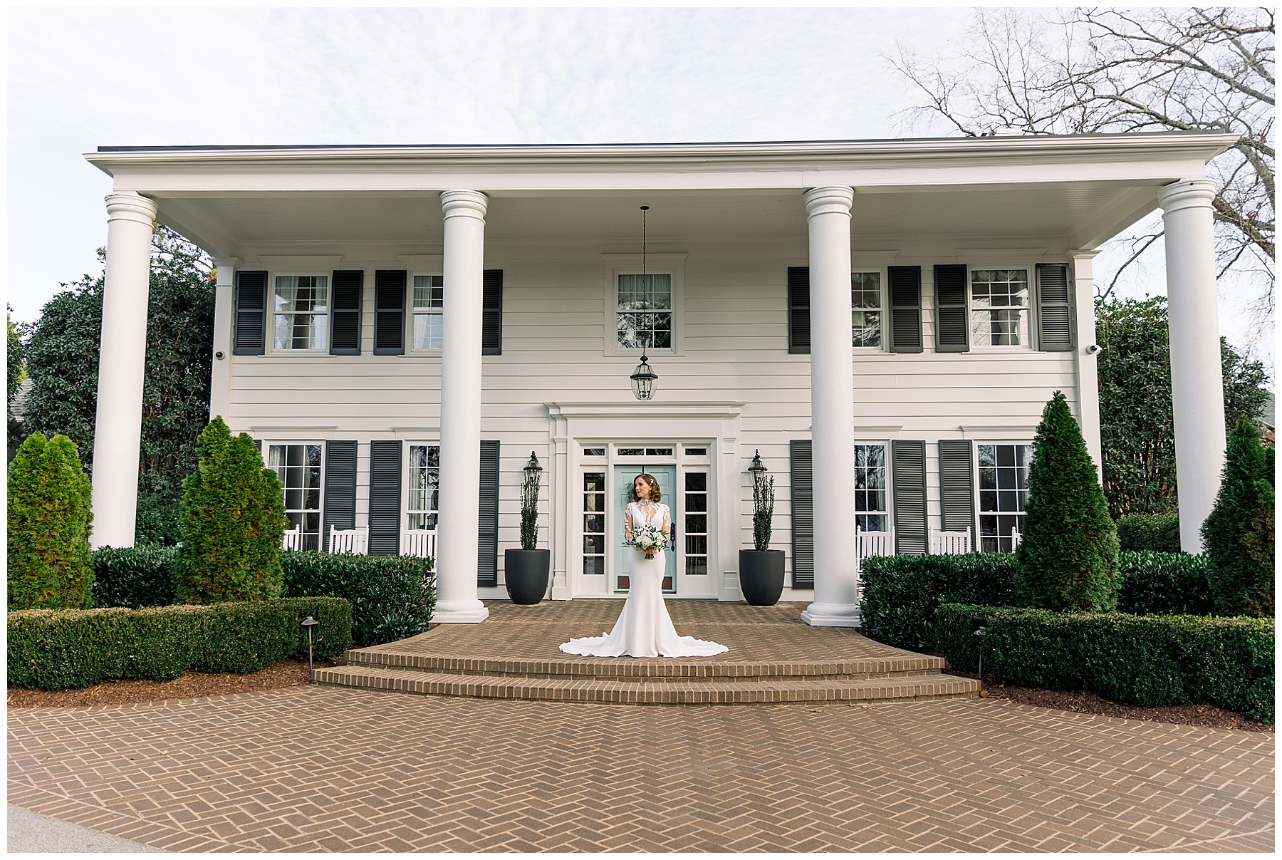 Highgrove Estate Bridal Session - Tiffany L Johnson Photography_0022.jpg