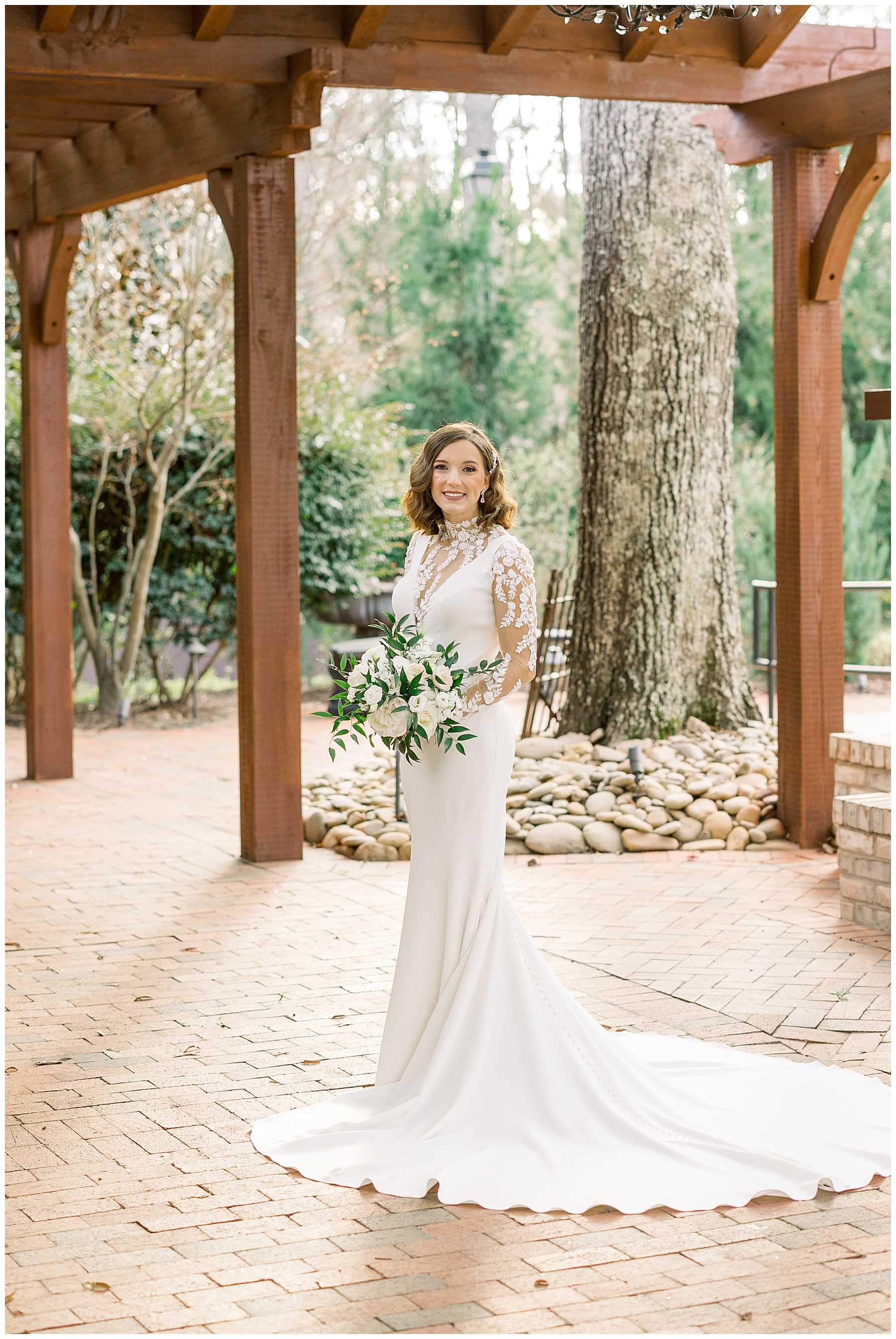 Highgrove Estate Bridal Session - Tiffany L Johnson Photography_0024.jpg