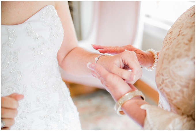 The Leaning Tree- Bailey NC -Wedding Day- Tiffany L Johnson_0029.jpg