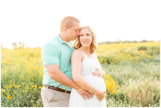 flower field maternity session - wilson nc - tiffany l johnson photography_0008.jpg