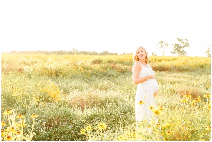 flower field maternity session - wilson nc - tiffany l johnson photography_0012.jpg